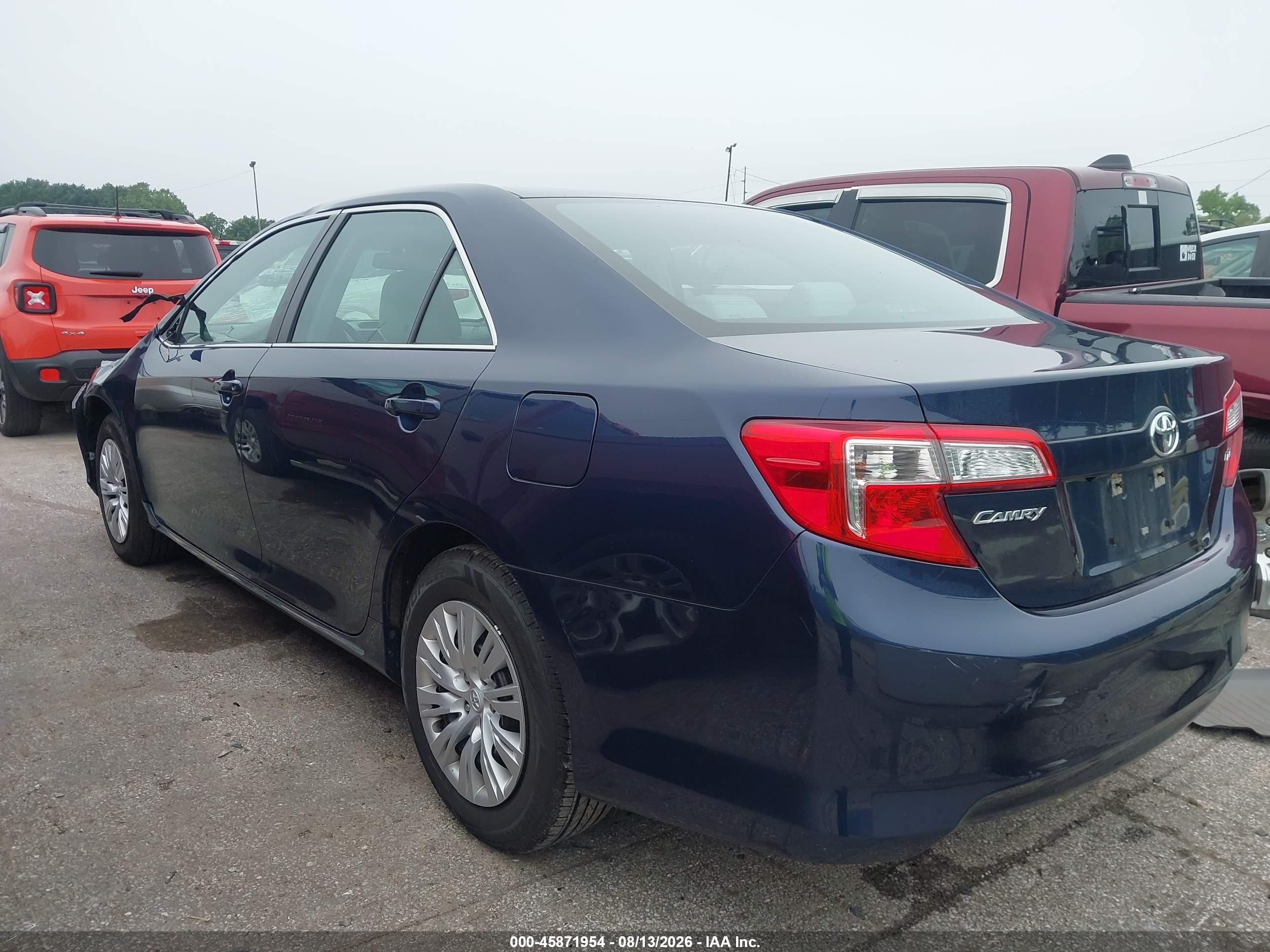 2014 Toyota Camry Le Синий vin: 4T4BF1FK7ER404095