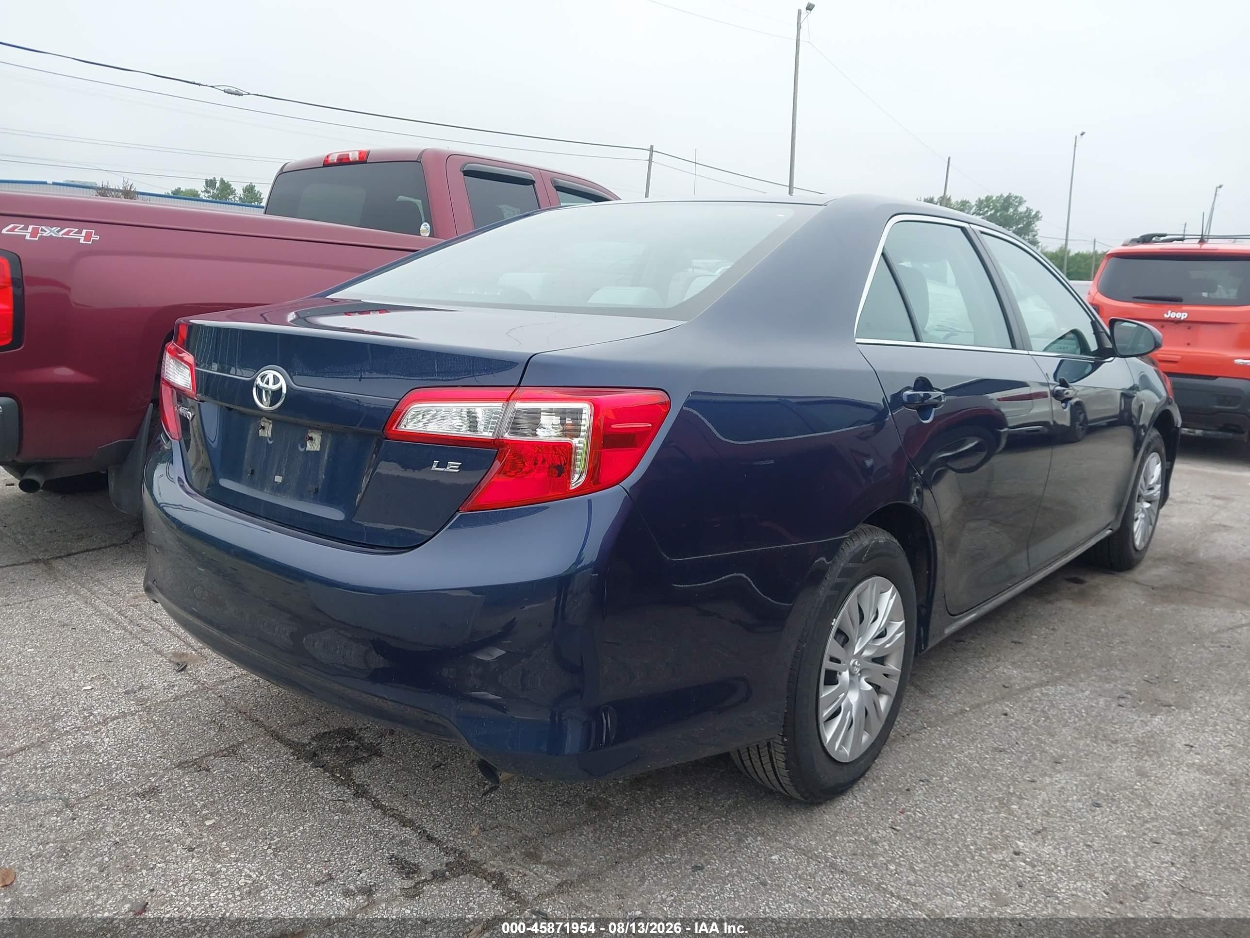 2014 Toyota Camry Le Синий vin: 4T4BF1FK7ER404095