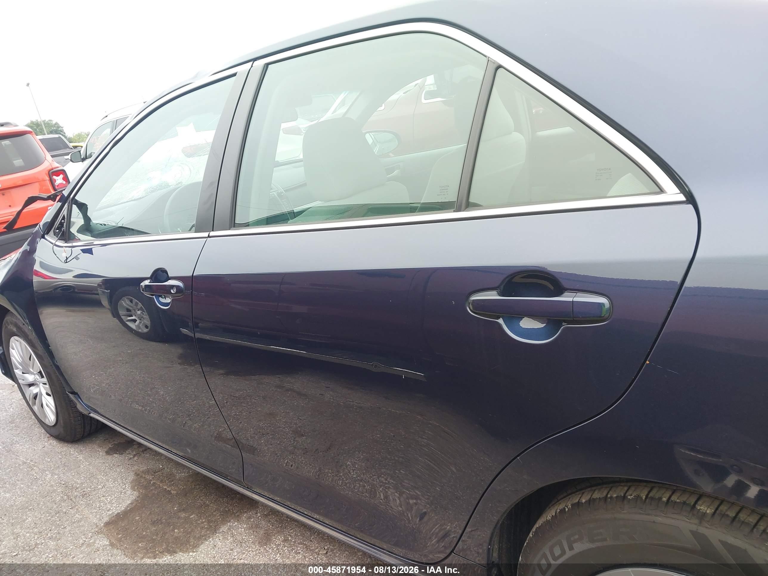 2014 Toyota Camry Le Синий vin: 4T4BF1FK7ER404095