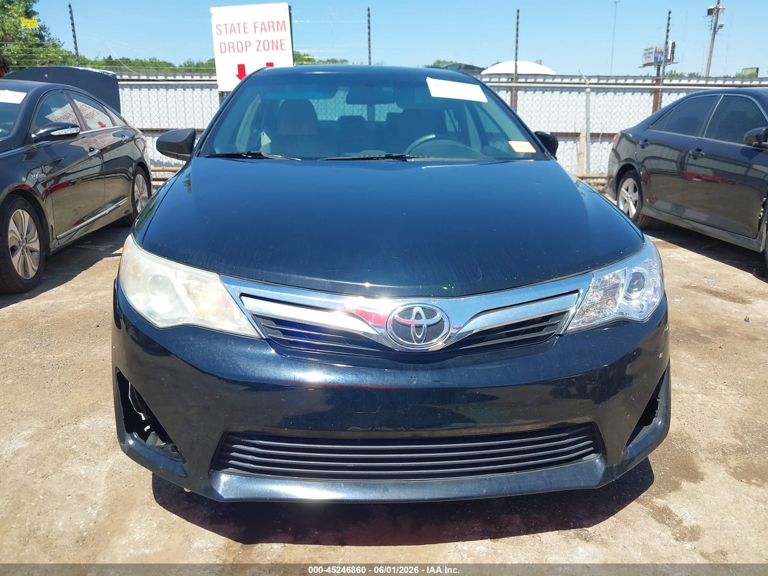 2014 Toyota Camry Le Black vin: 4T4BF1FK7ER426615