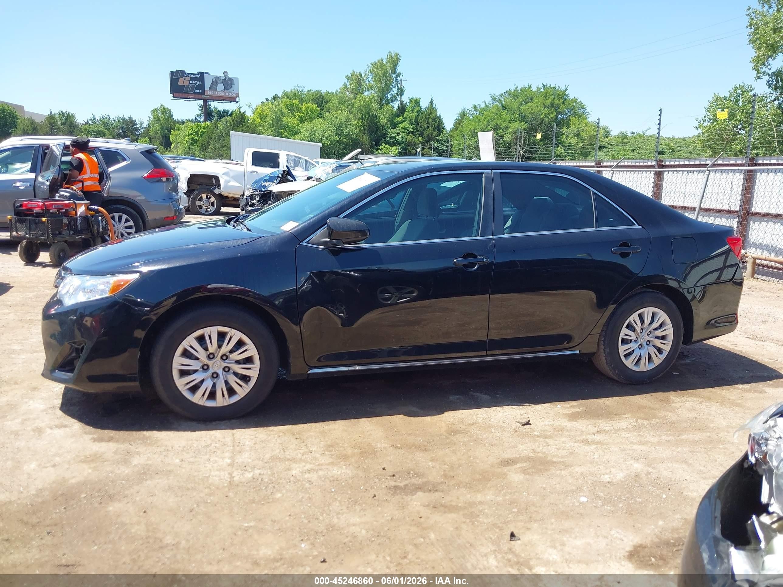 2014 Toyota Camry Le Black vin: 4T4BF1FK7ER426615