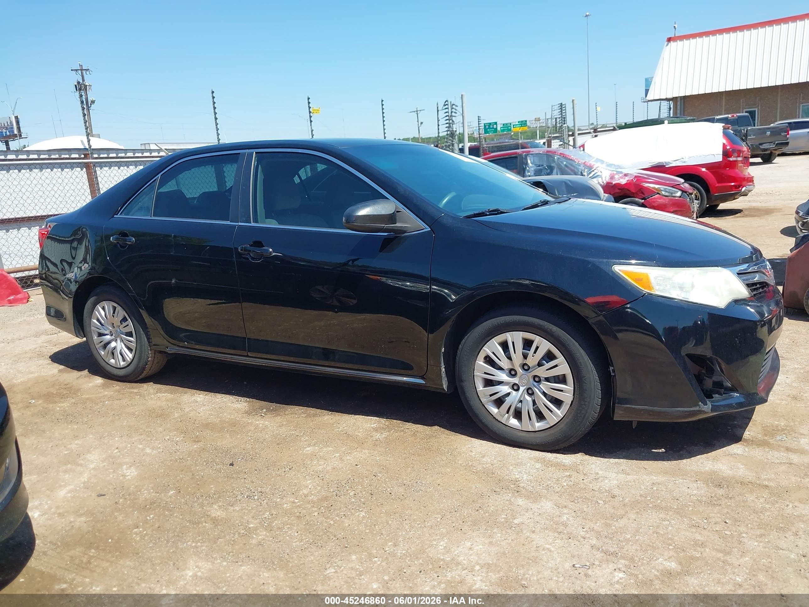 2014 Toyota Camry Le Black vin: 4T4BF1FK7ER426615
