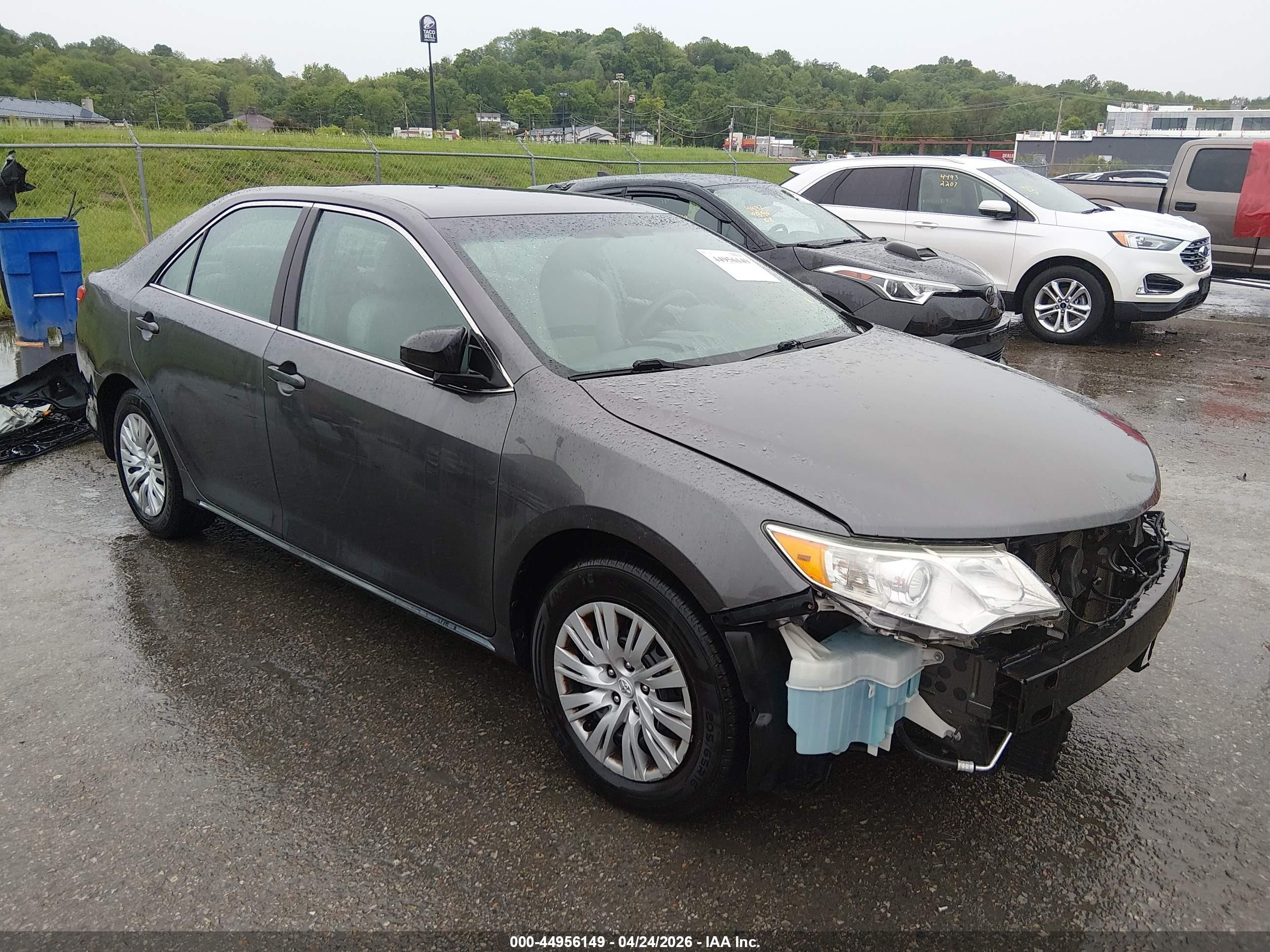 2014 Toyota Camry Le Gray vin: 4T4BF1FK7ER431104
