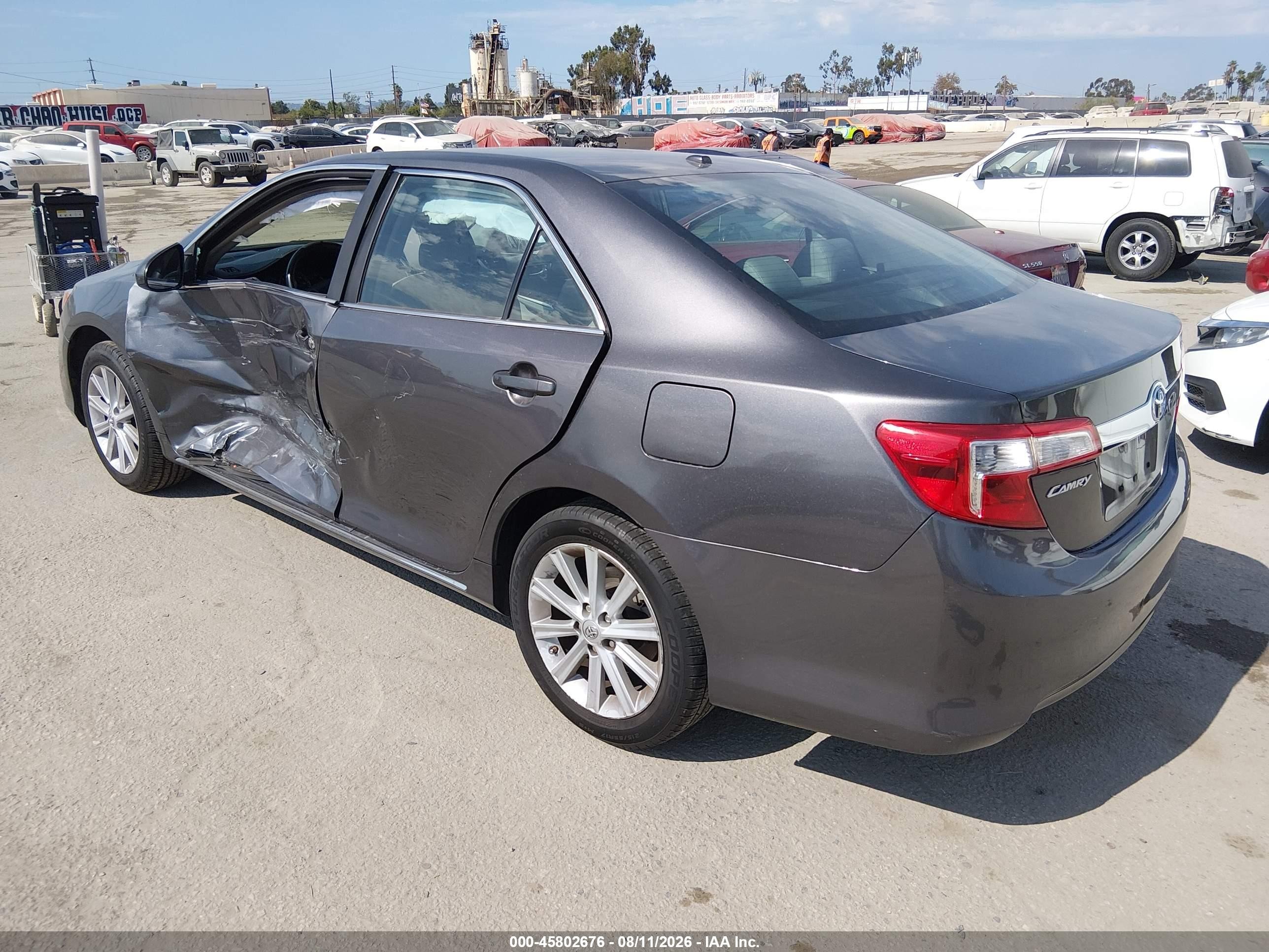 2014 Toyota Camry Xle Gray vin: 4T4BF1FK7ER439073