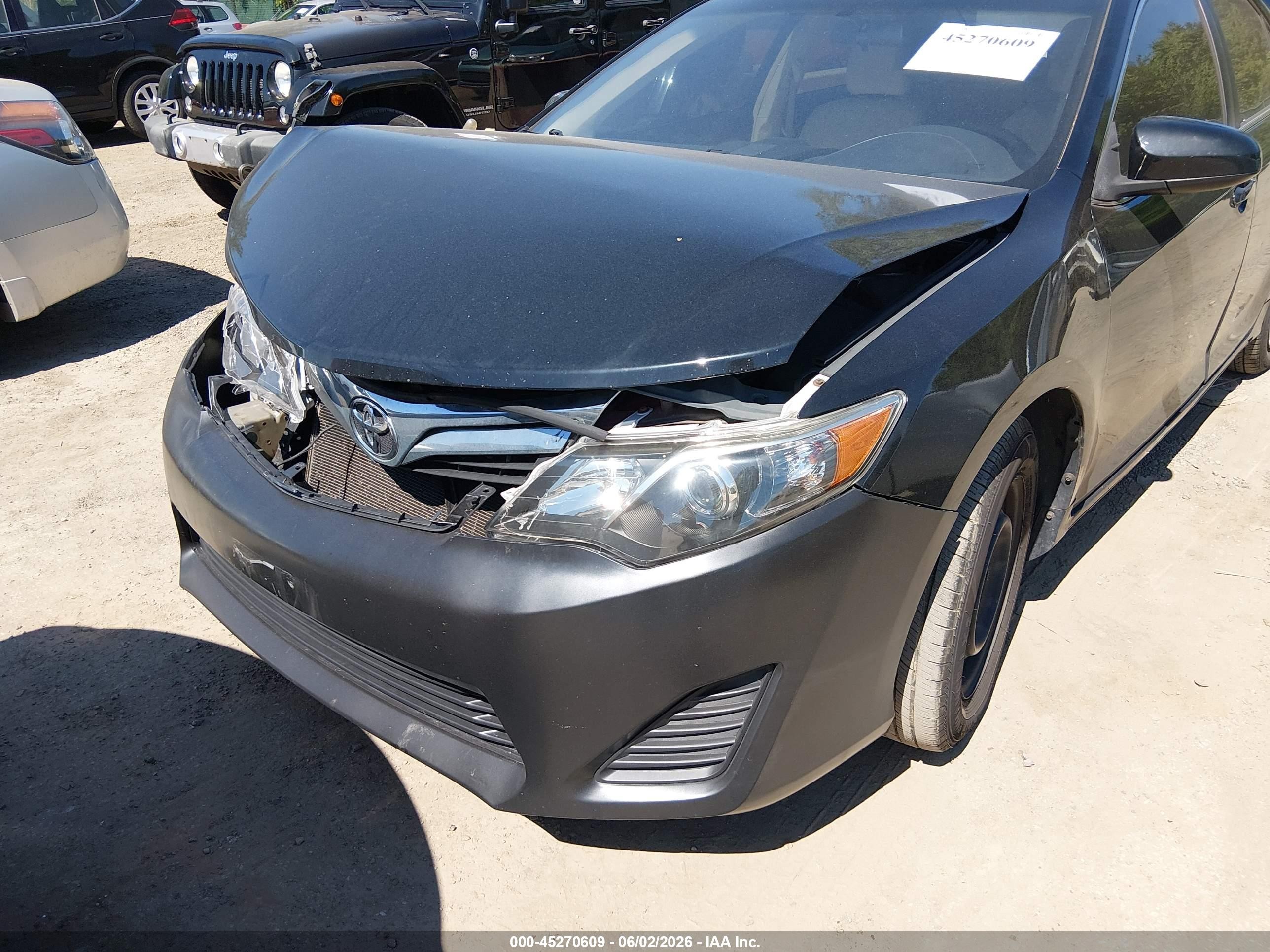 2014 Toyota Camry Le Черный vin: 4T4BF1FK7ER439476