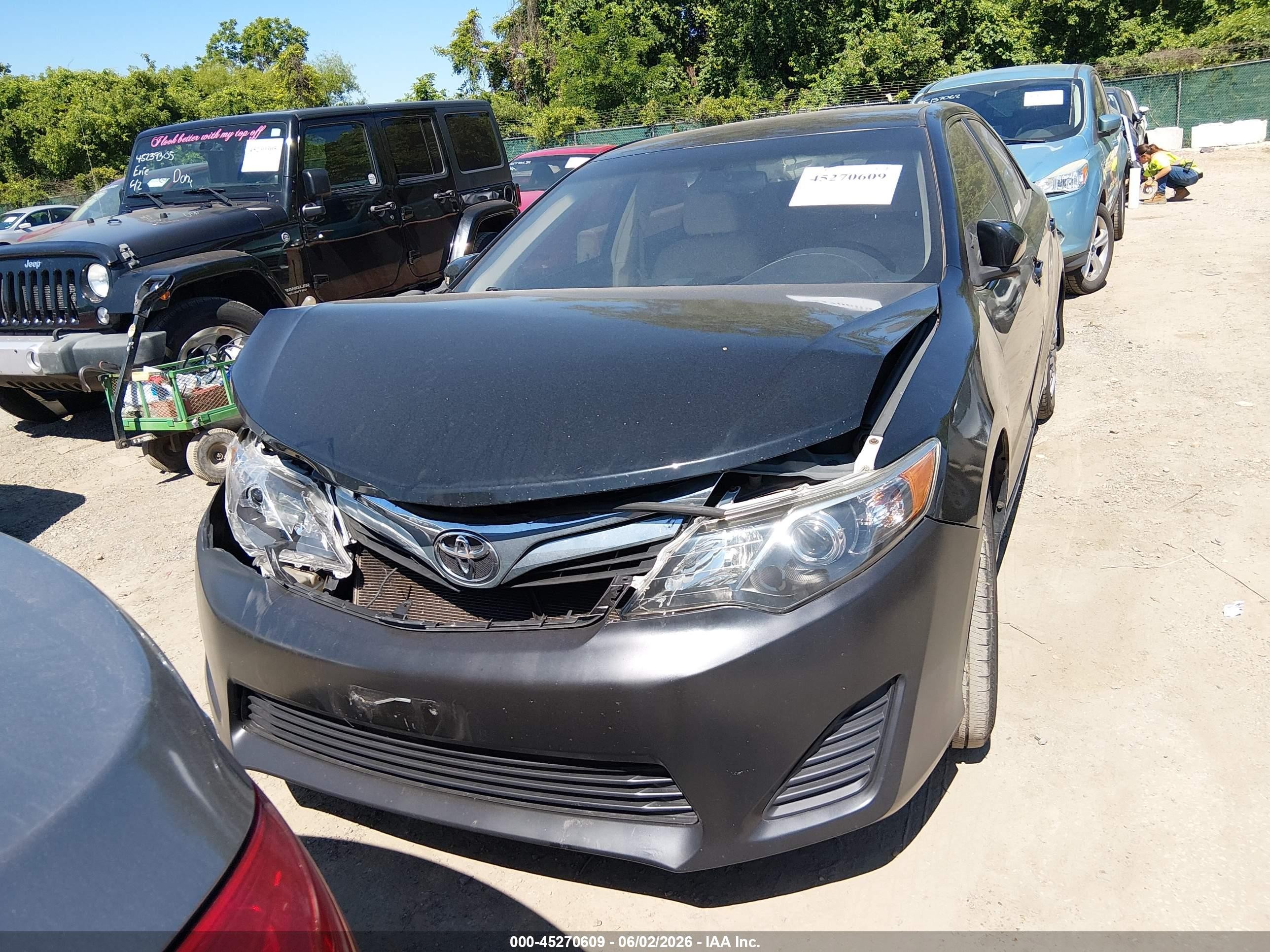 2014 Toyota Camry Le Черный vin: 4T4BF1FK7ER439476