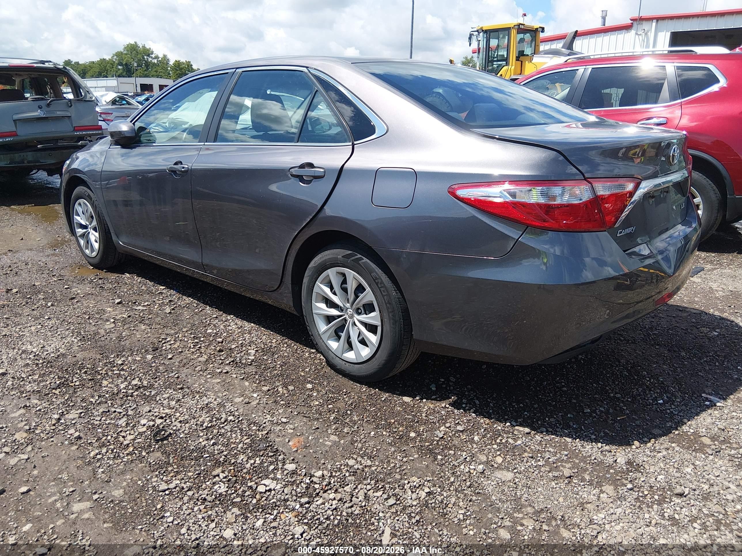 2015 Toyota Camry Le Серый vin: 4T4BF1FK7FR453749