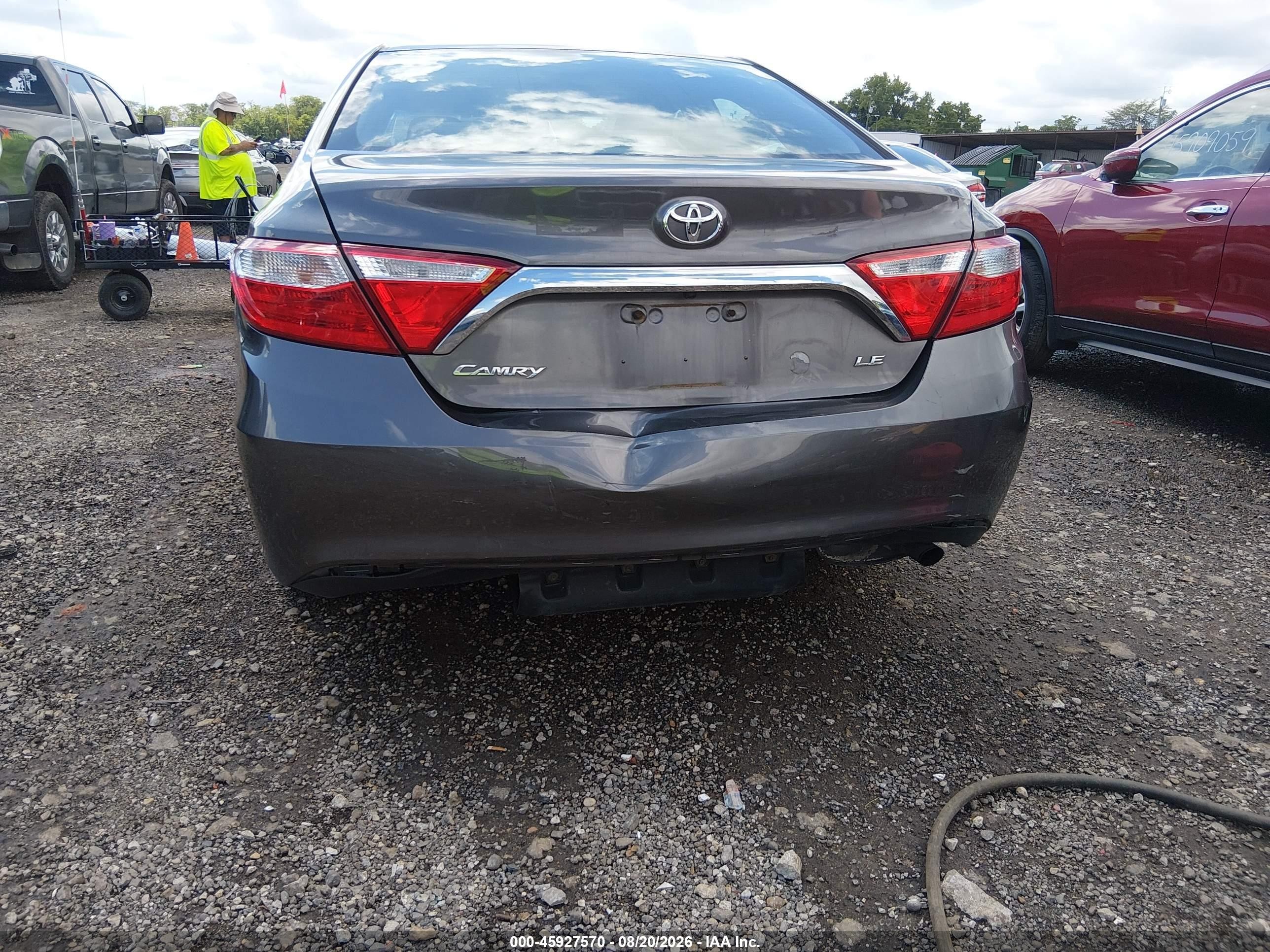 2015 Toyota Camry Le Серый vin: 4T4BF1FK7FR453749