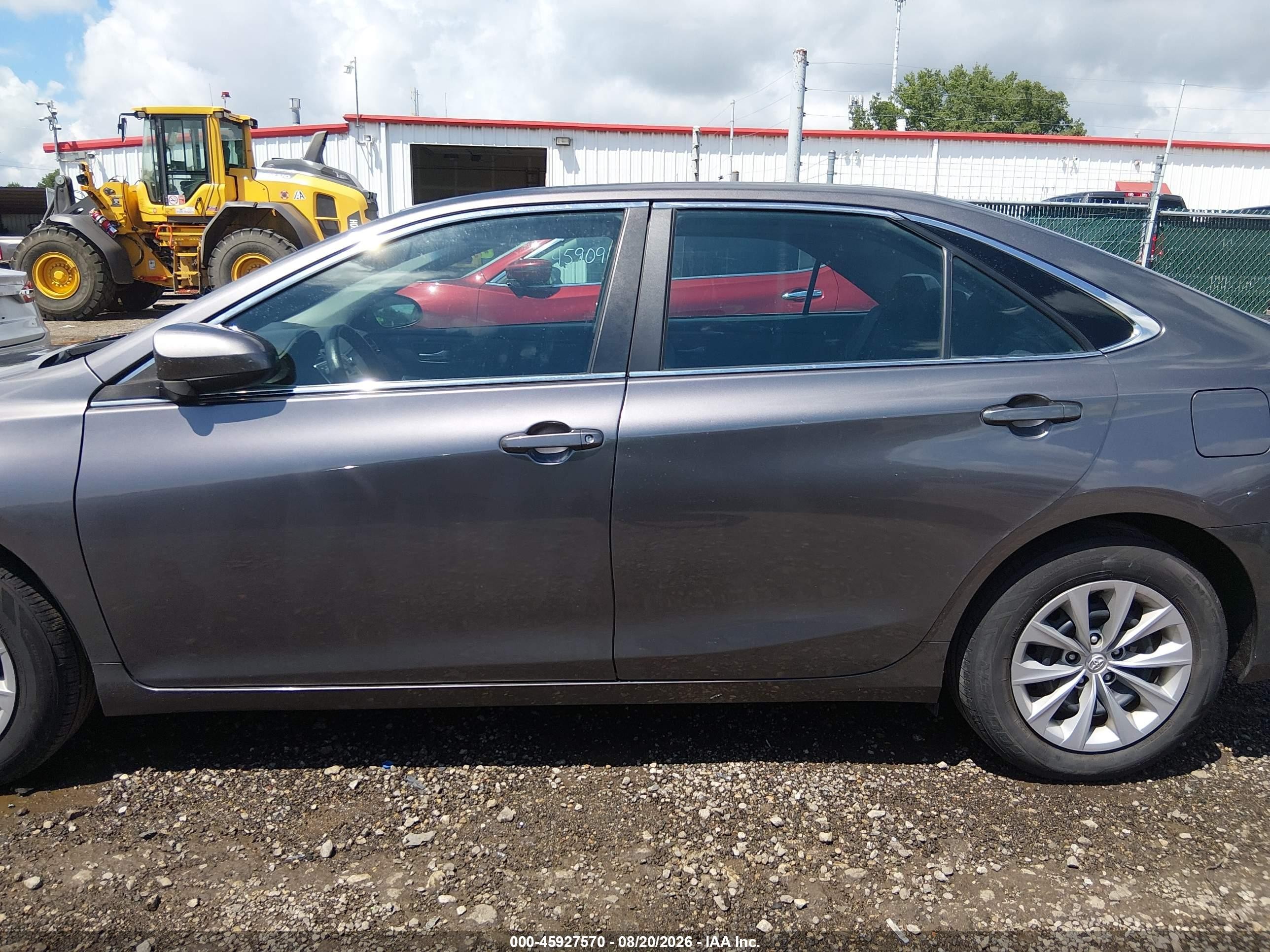 2015 Toyota Camry Le Серый vin: 4T4BF1FK7FR453749