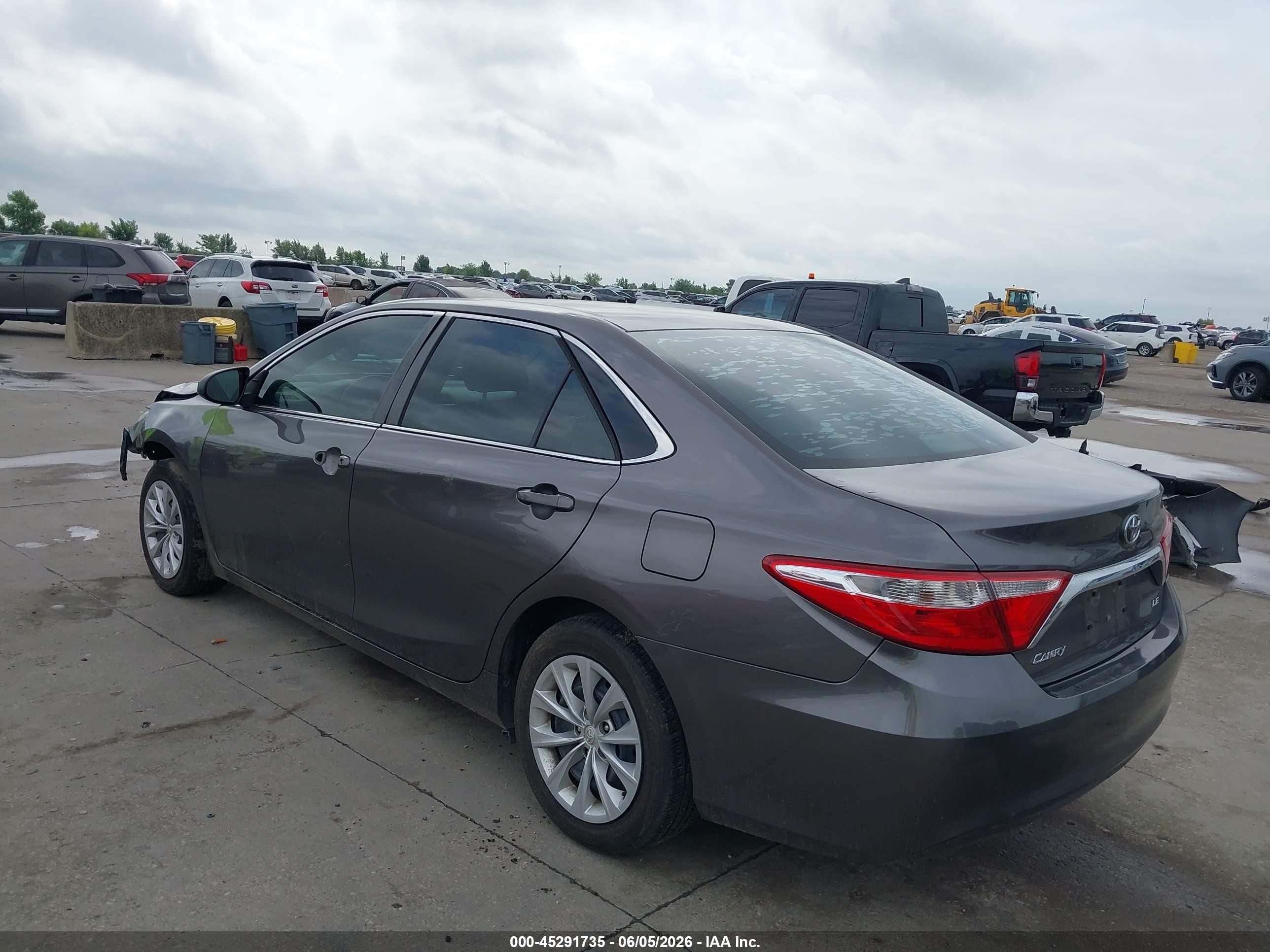 2015 Toyota Camry Le Gray vin: 4T4BF1FK7FR458837