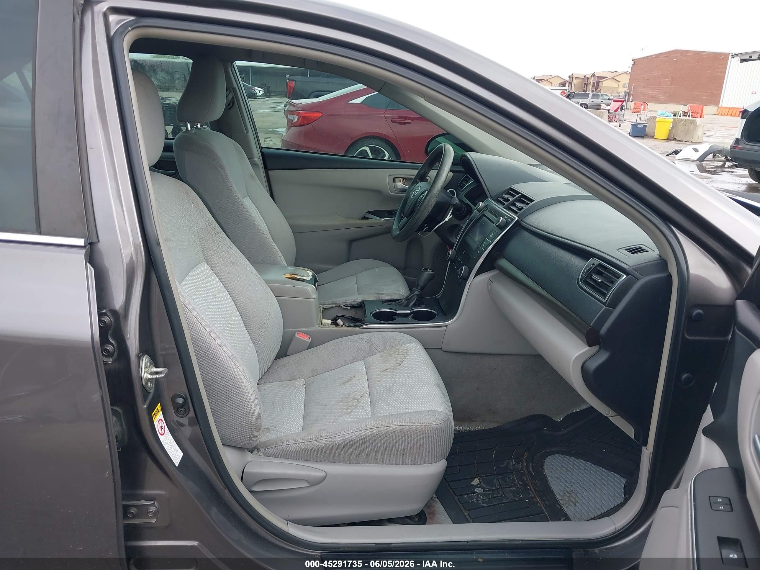 2015 Toyota Camry Le Gray vin: 4T4BF1FK7FR458837