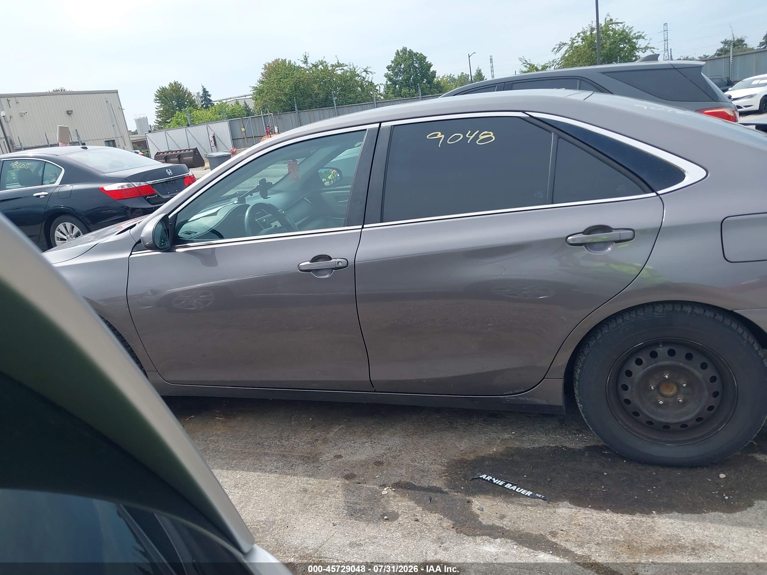 2015 Toyota Camry Le Серый vin: 4T4BF1FK7FR467487