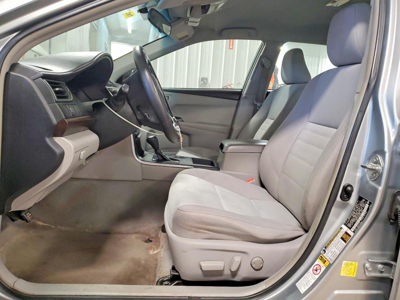 2015 Toyota Camry Le Silver vin: 4T4BF1FK7FR471426