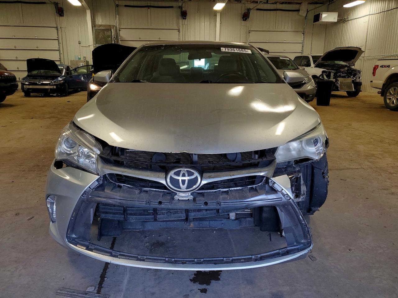 2015 Toyota Camry Le Silver vin: 4T4BF1FK7FR471426