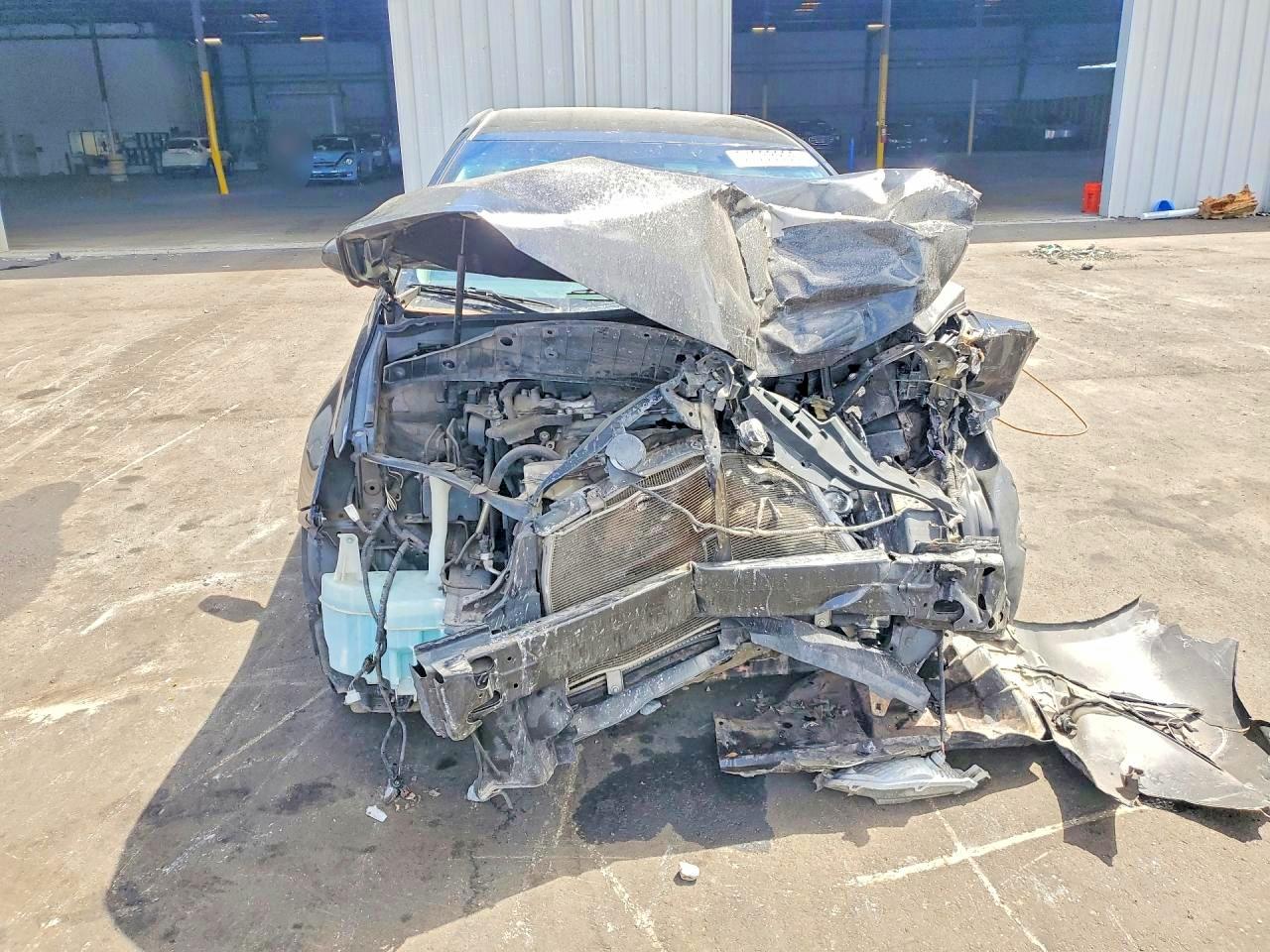 2015 Toyota Camry Le Черный vin: 4T4BF1FK7FR478246