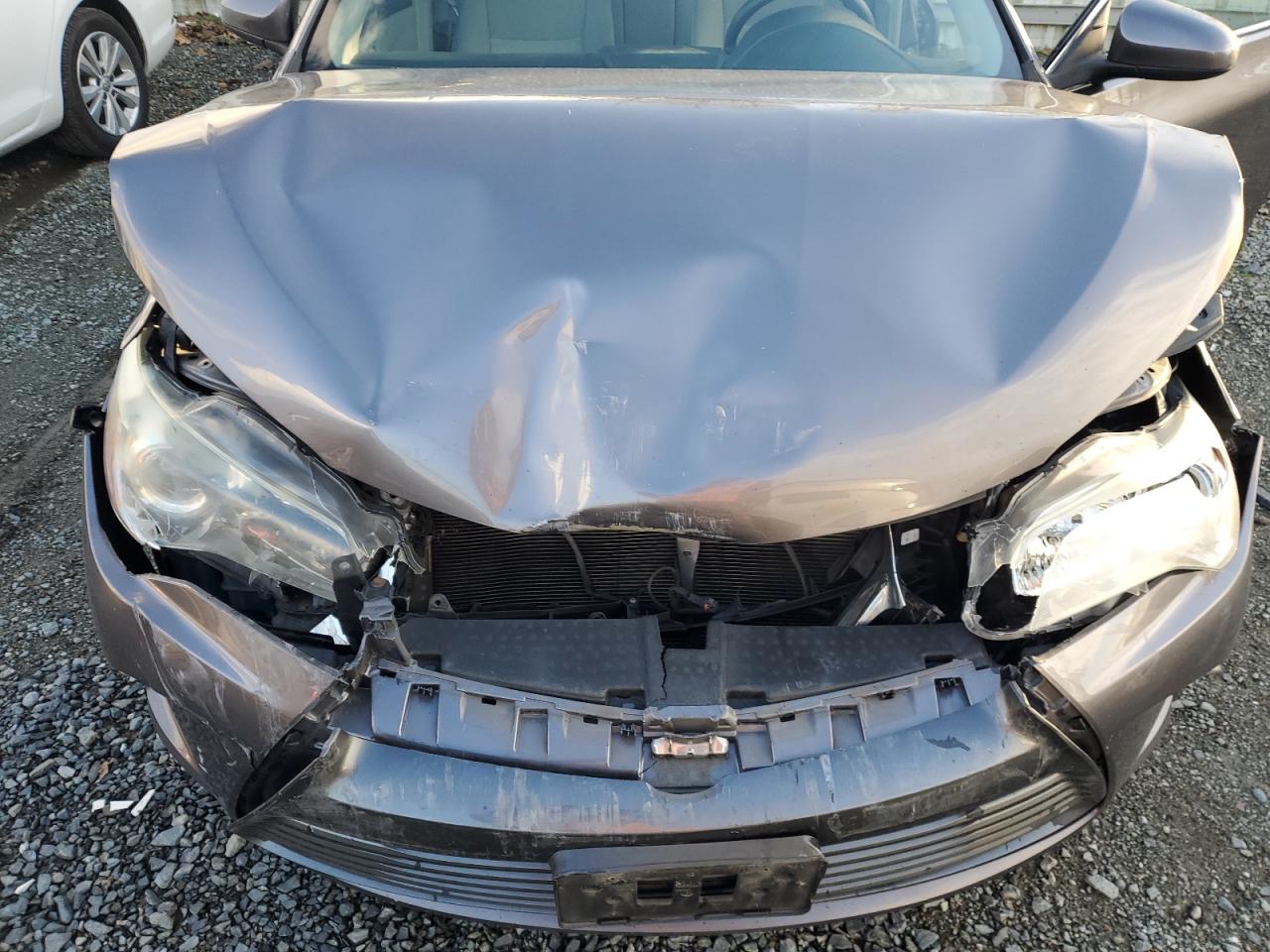 2015 Toyota Camry Le Gray vin: 4T4BF1FK7FR481096