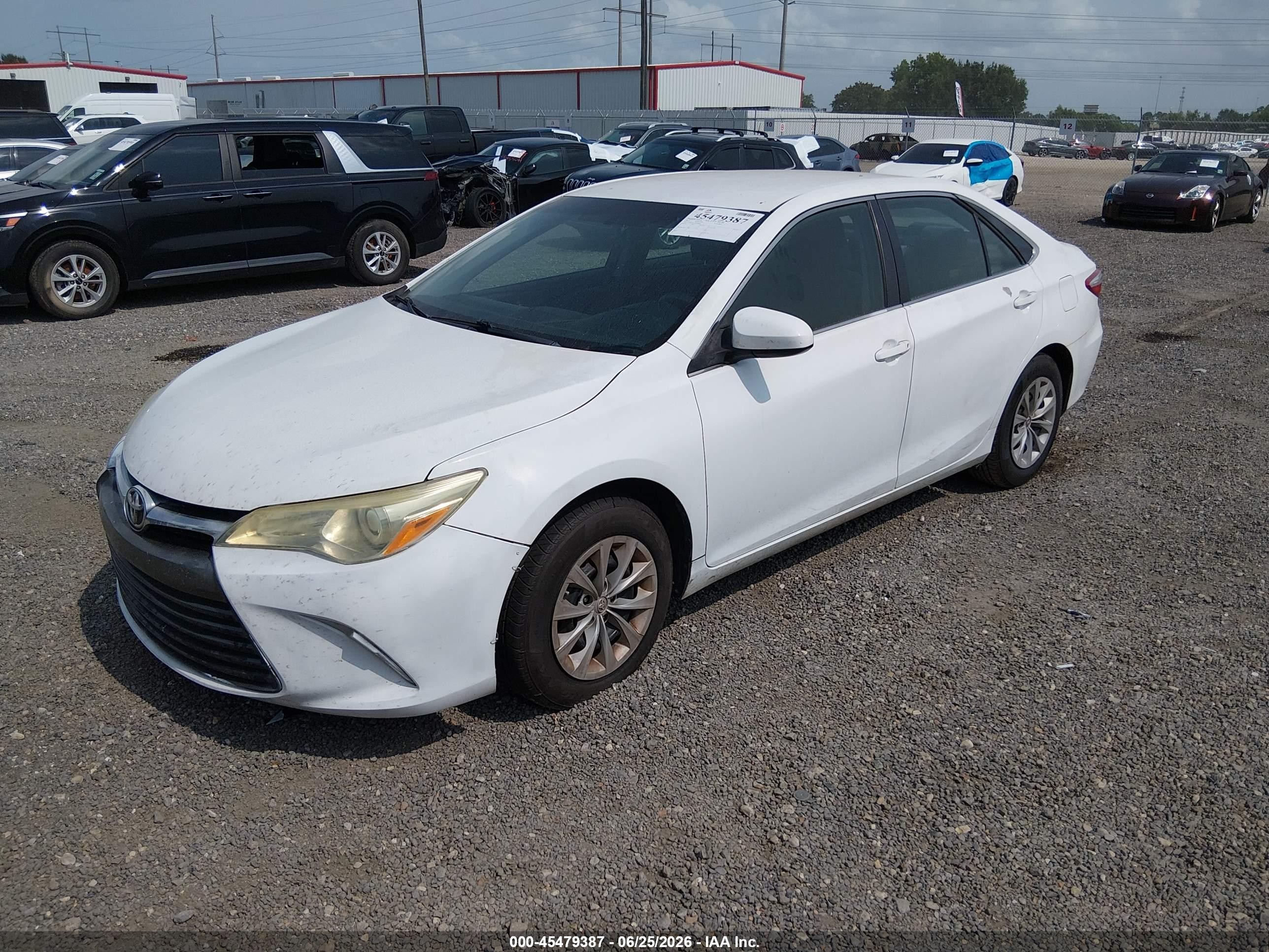 2015 Toyota Camry Le White vin: 4T4BF1FK7FR482880