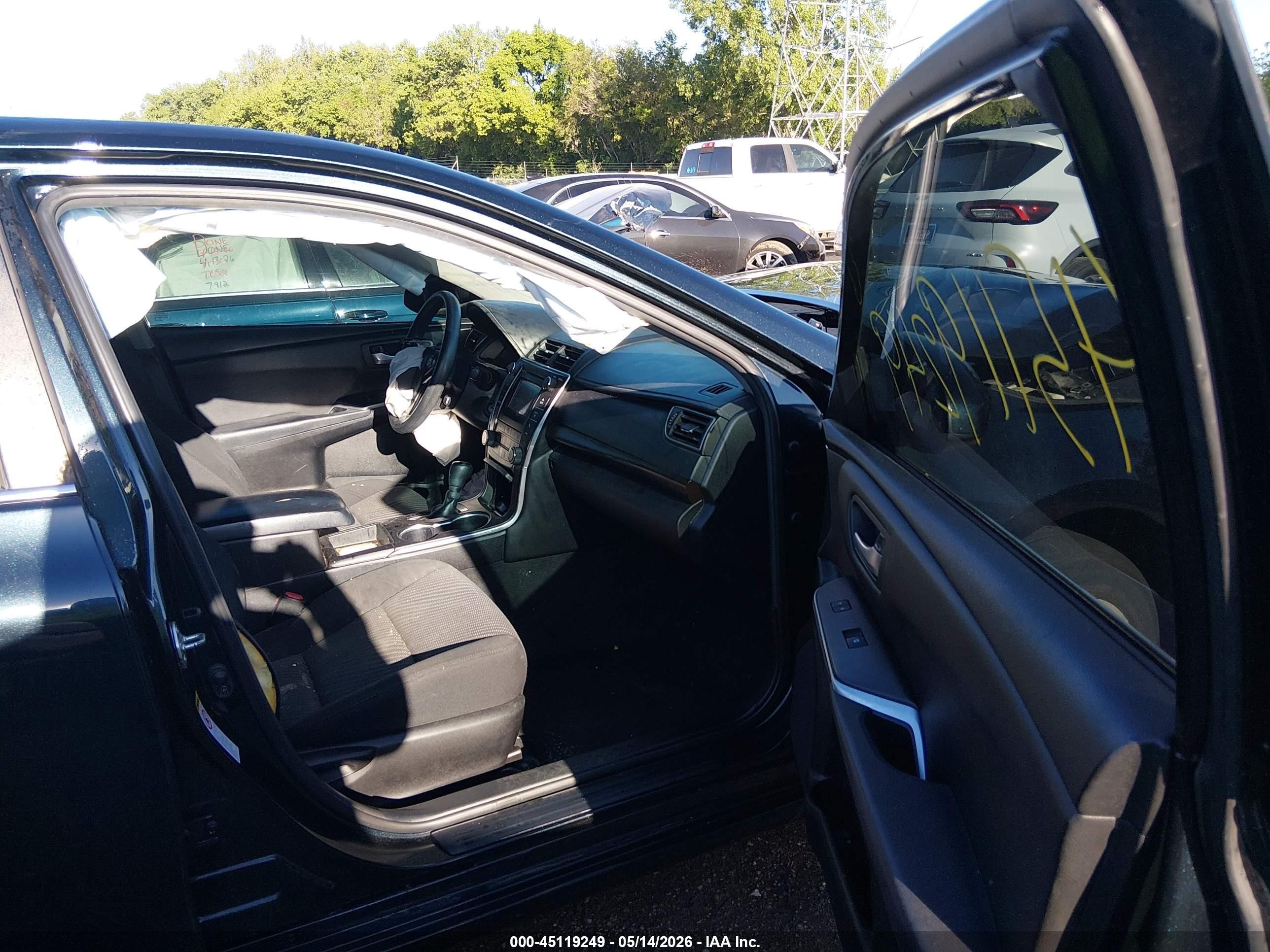 2015 Toyota Camry Le Черный vin: 4T4BF1FK7FR487884