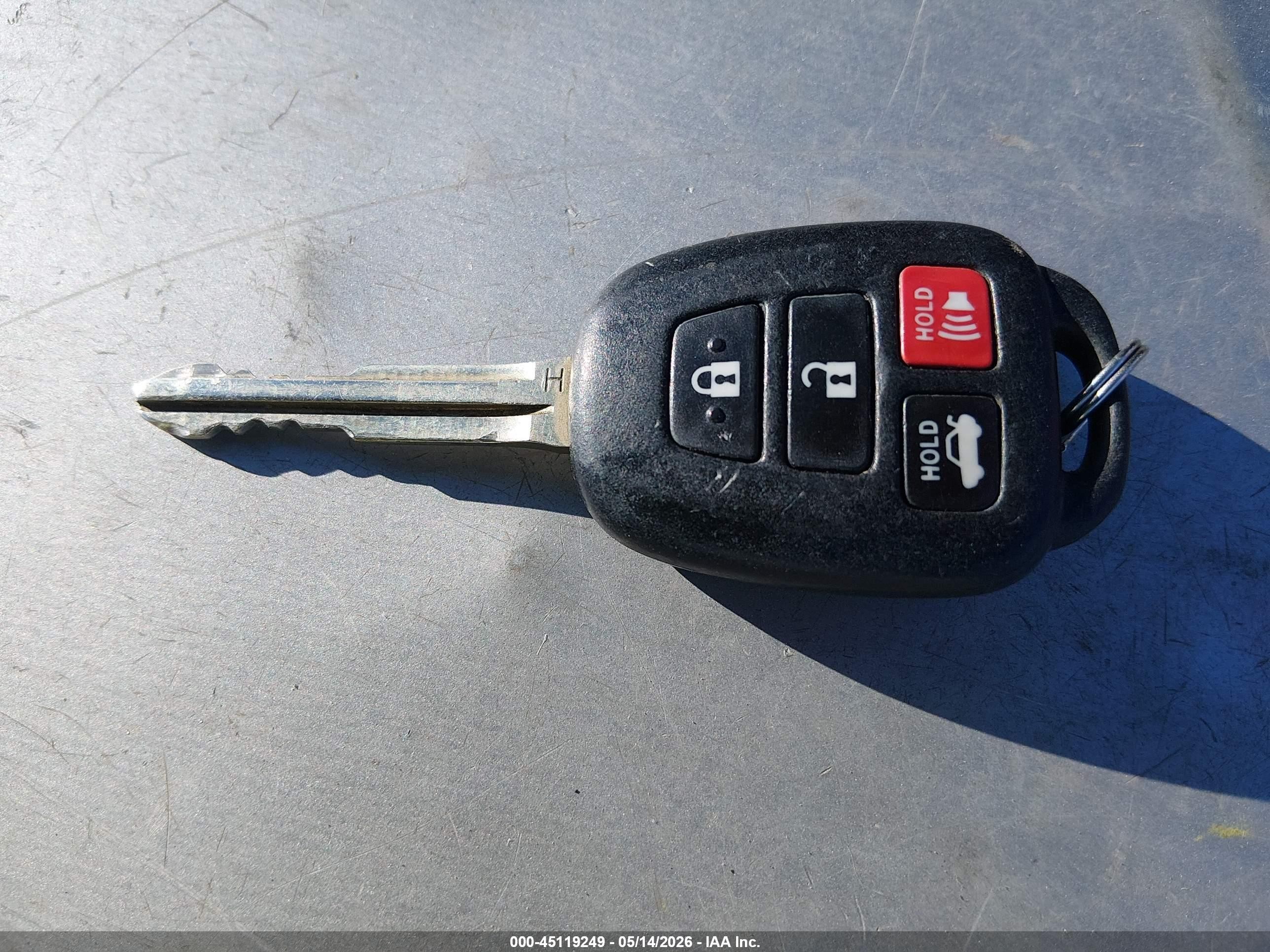 2015 Toyota Camry Le Черный vin: 4T4BF1FK7FR487884