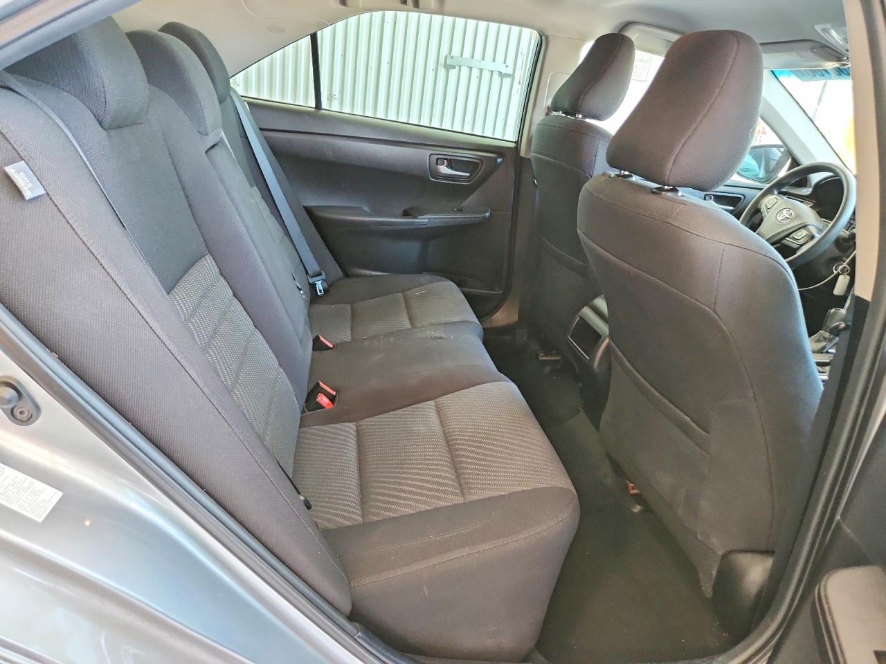 2015 Toyota Camry Le Серебряный vin: 4T4BF1FK7FR499503