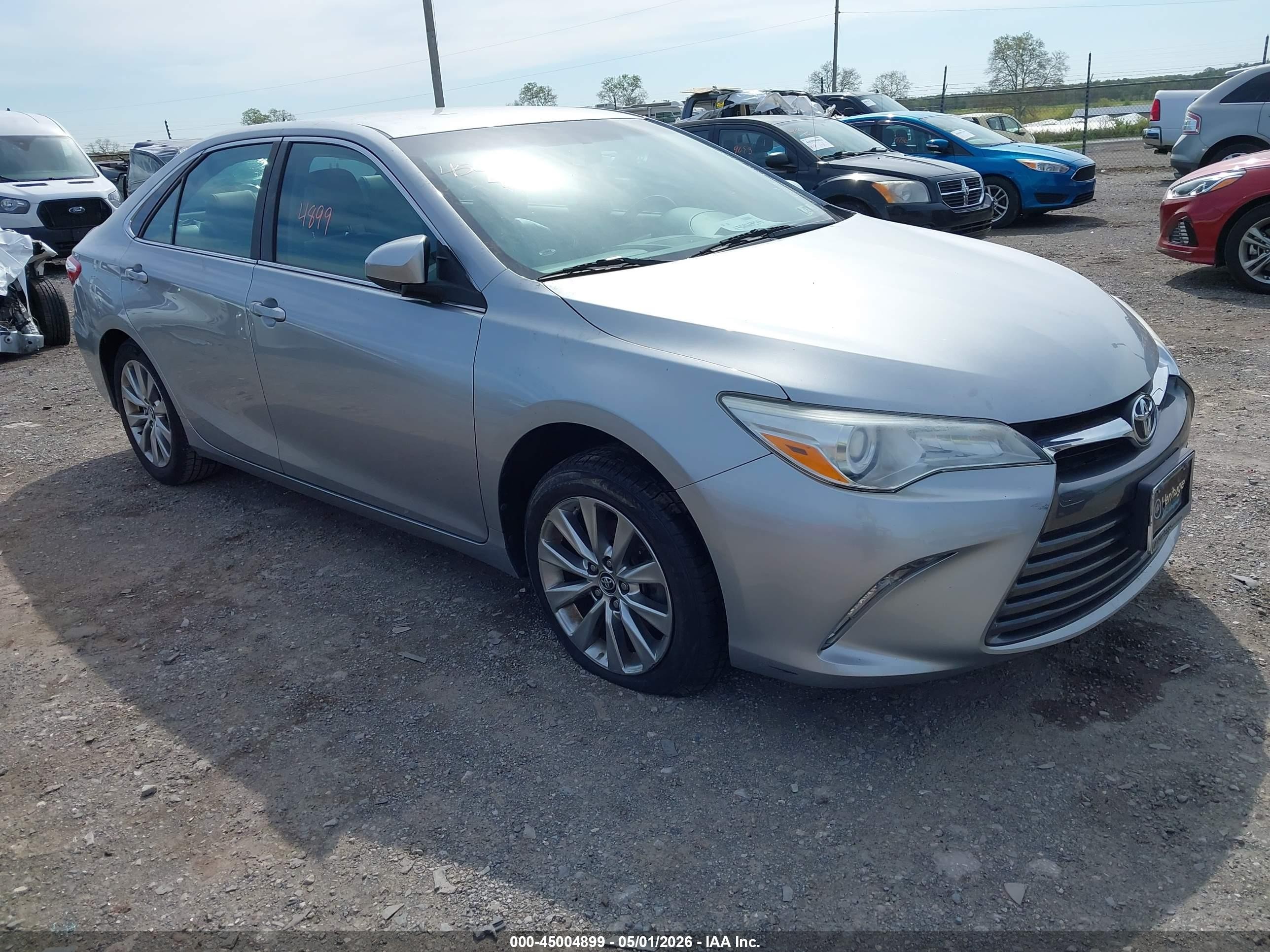 2015 Toyota Camry Le/se/xle/xse Silver vin: 4T4BF1FK7FR499663