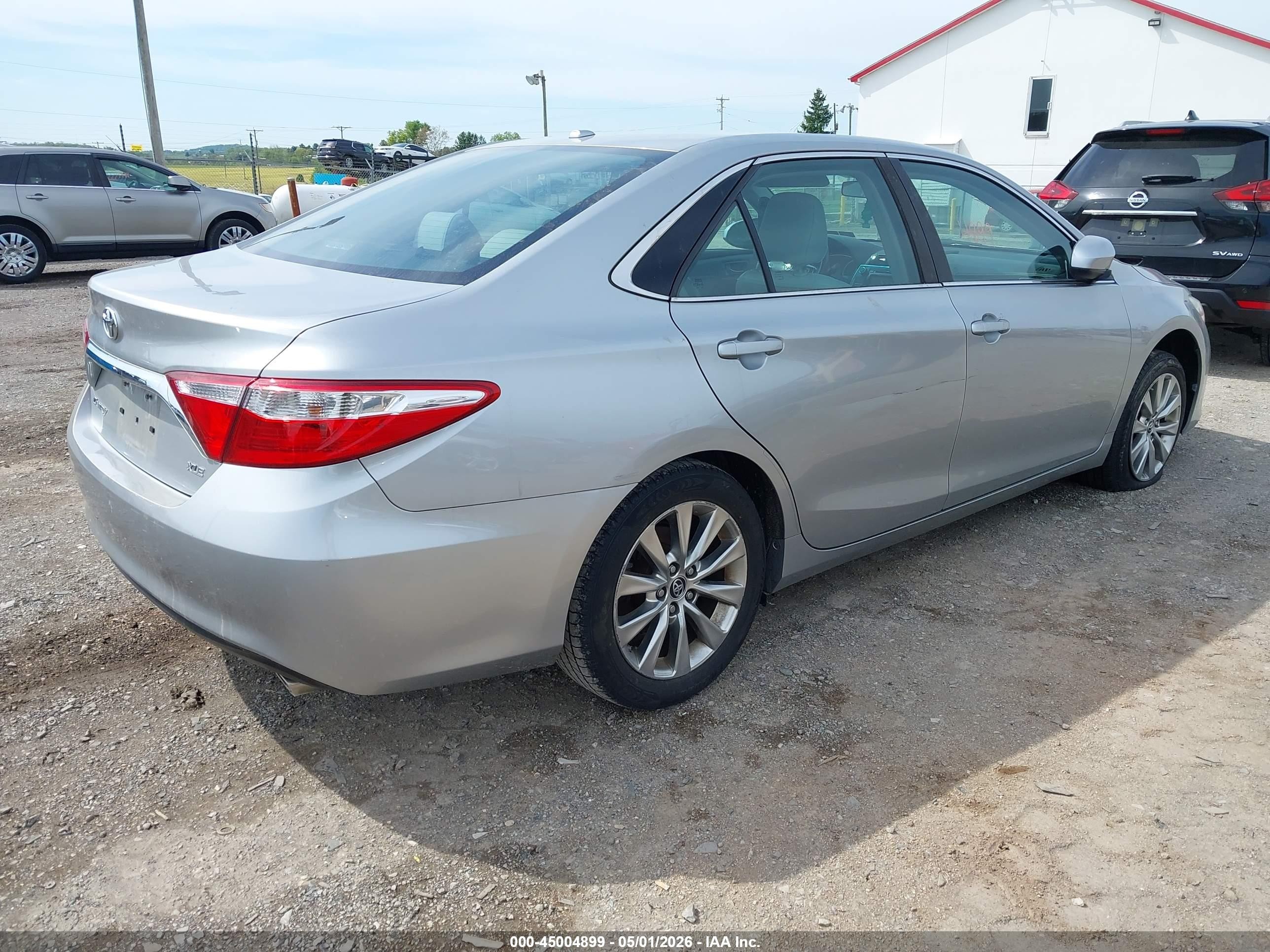 2015 Toyota Camry Le/se/xle/xse Silver vin: 4T4BF1FK7FR499663