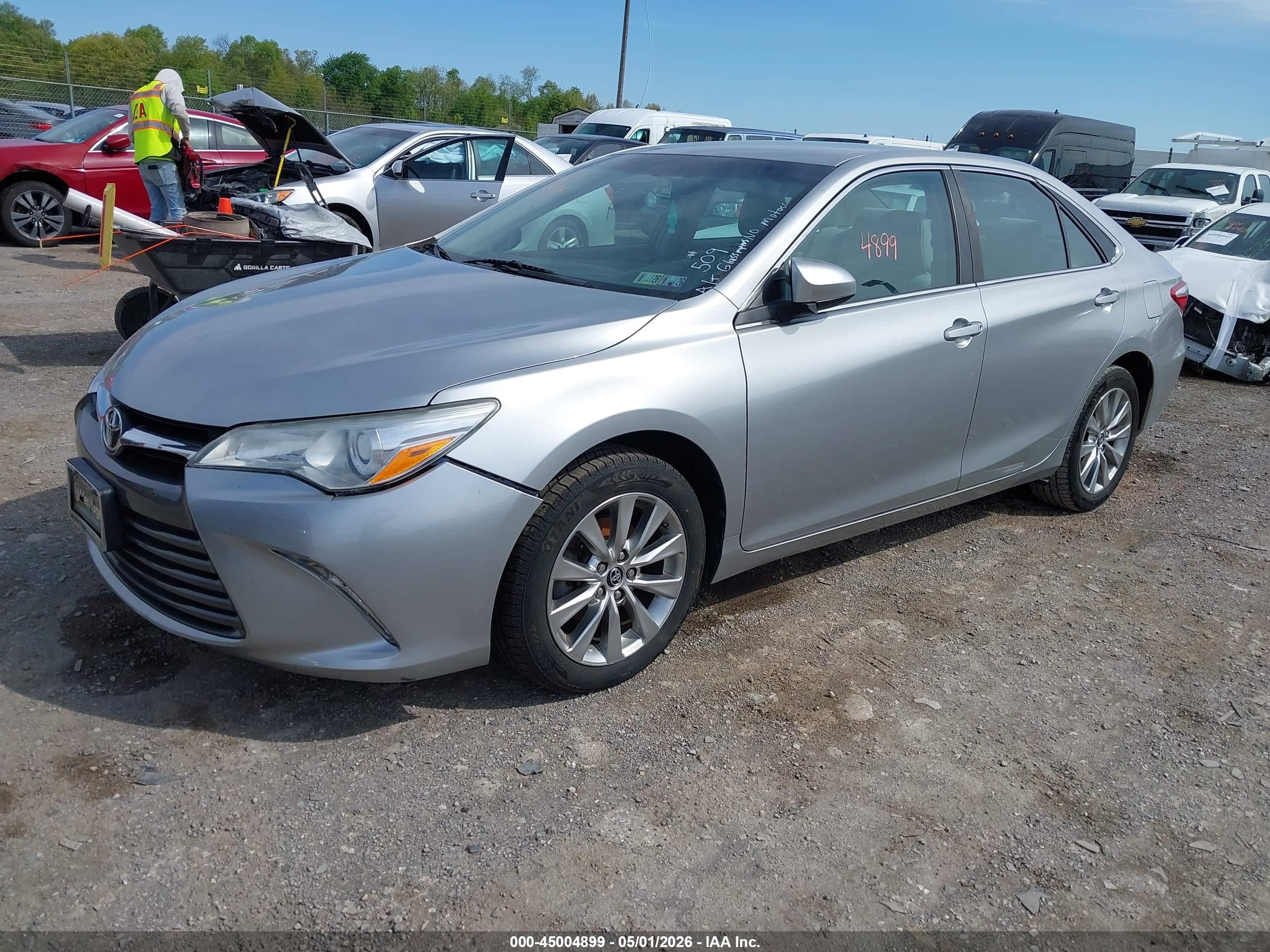 2015 Toyota Camry Le/se/xle/xse Silver vin: 4T4BF1FK7FR499663