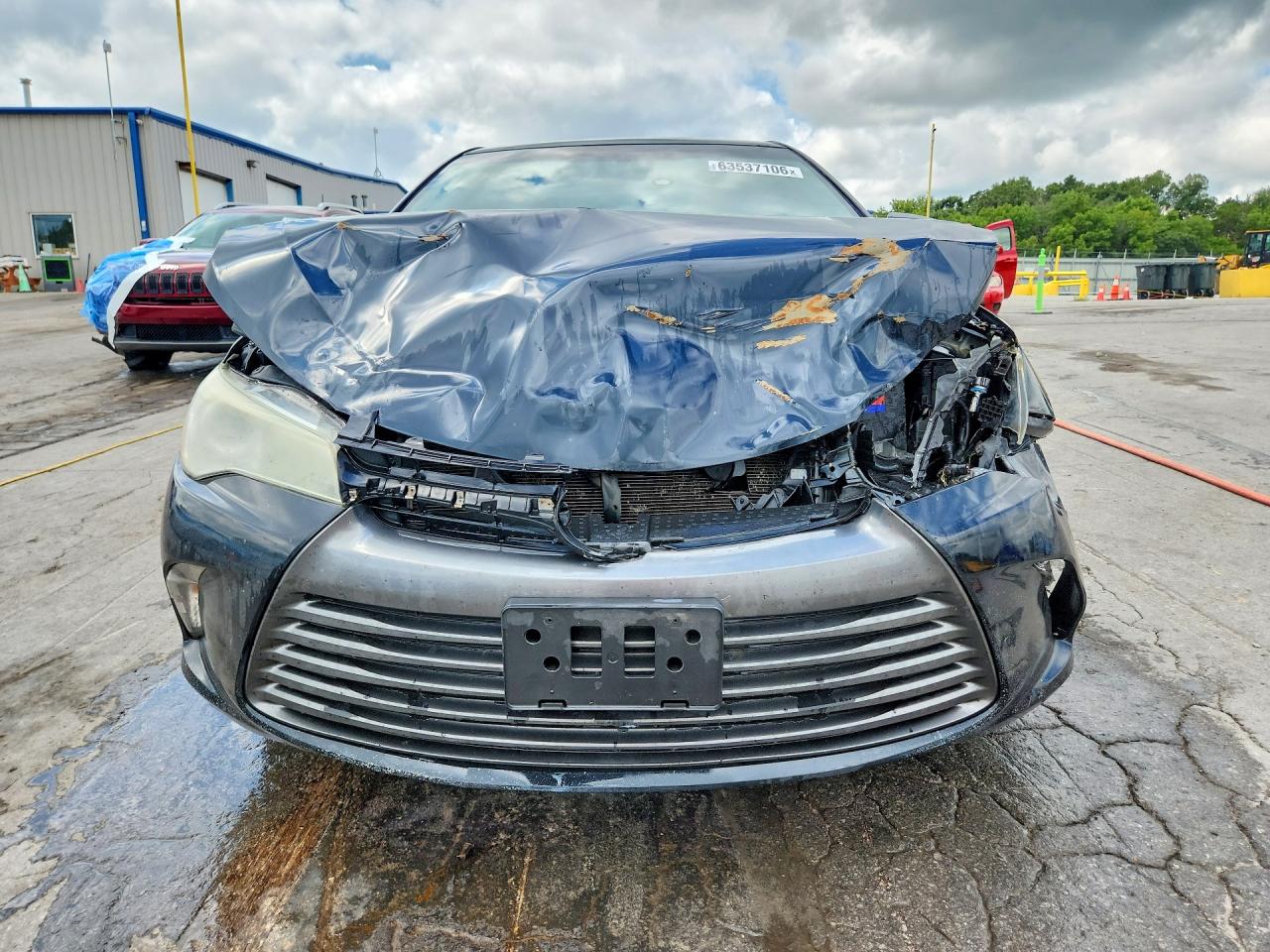 2015 Toyota Camry Le Charcoal vin: 4T4BF1FK7FR503324
