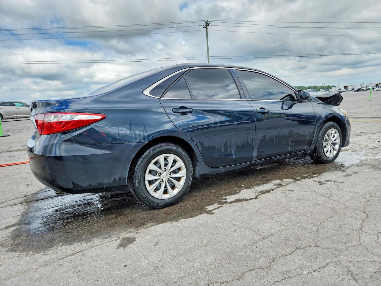 2015 Toyota Camry Le Charcoal vin: 4T4BF1FK7FR503324
