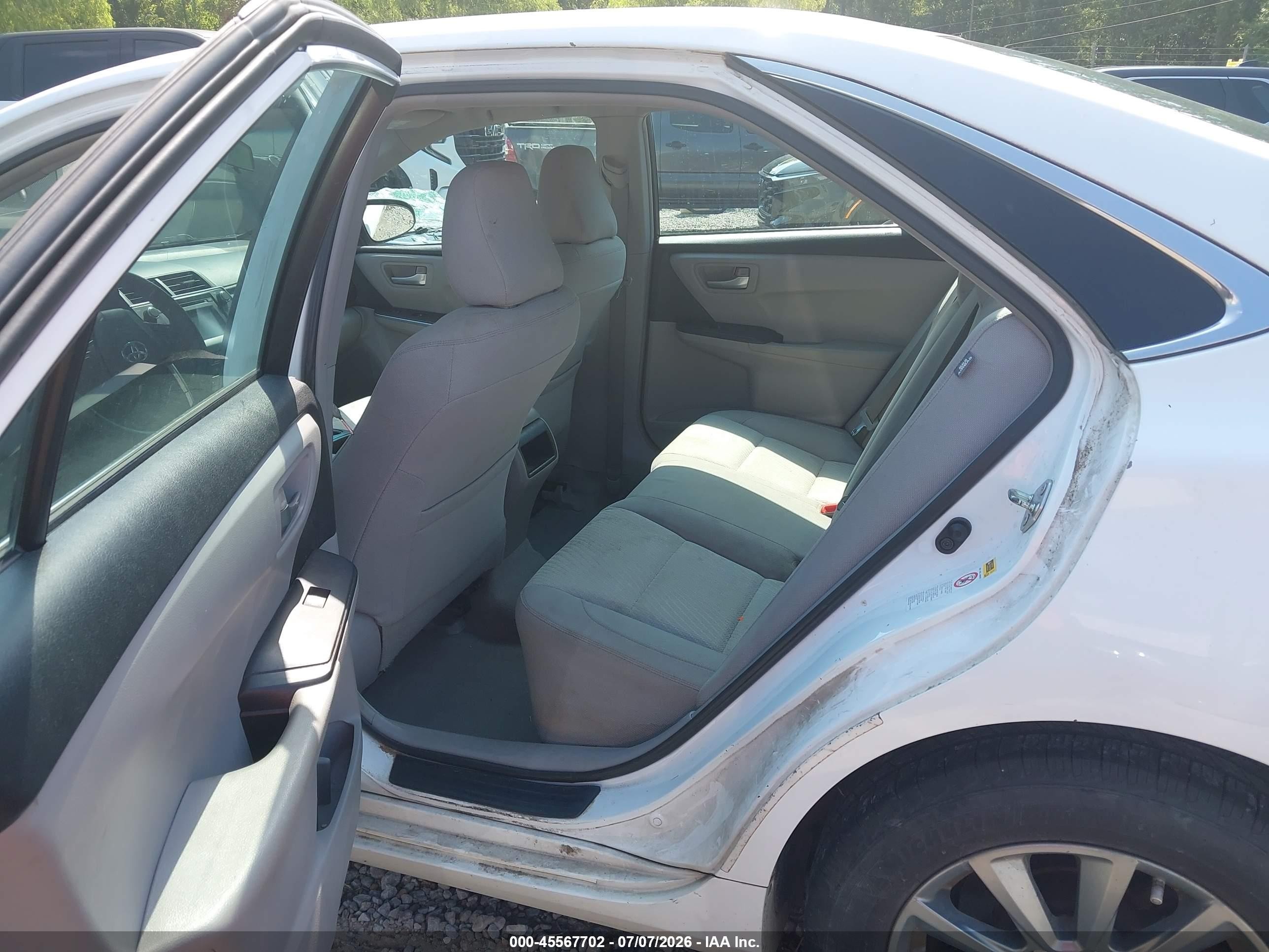 2015 Toyota Camry Le White vin: 4T4BF1FK7FR507356