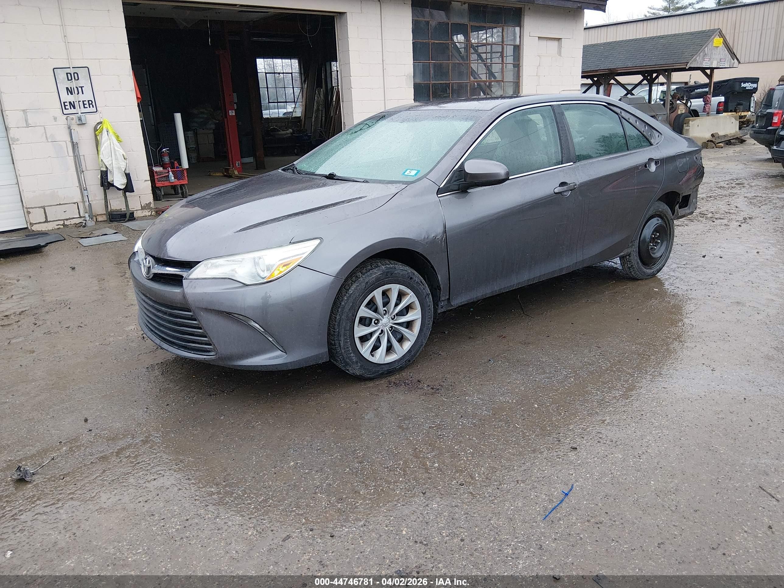 2015 Toyota Camry Le Gray vin: 4T4BF1FK7FR514016