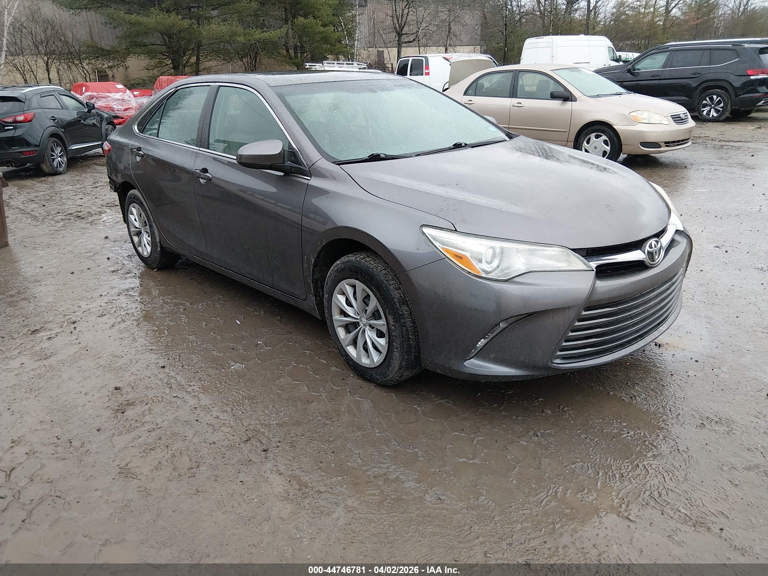 2015 Toyota Camry Le Gray vin: 4T4BF1FK7FR514016