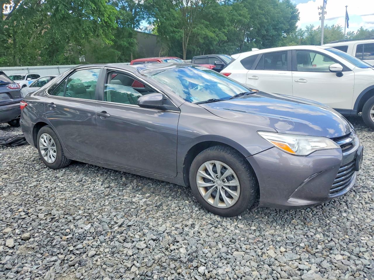 2015 Toyota Camry Le Gray vin: 4T4BF1FK7FR514274