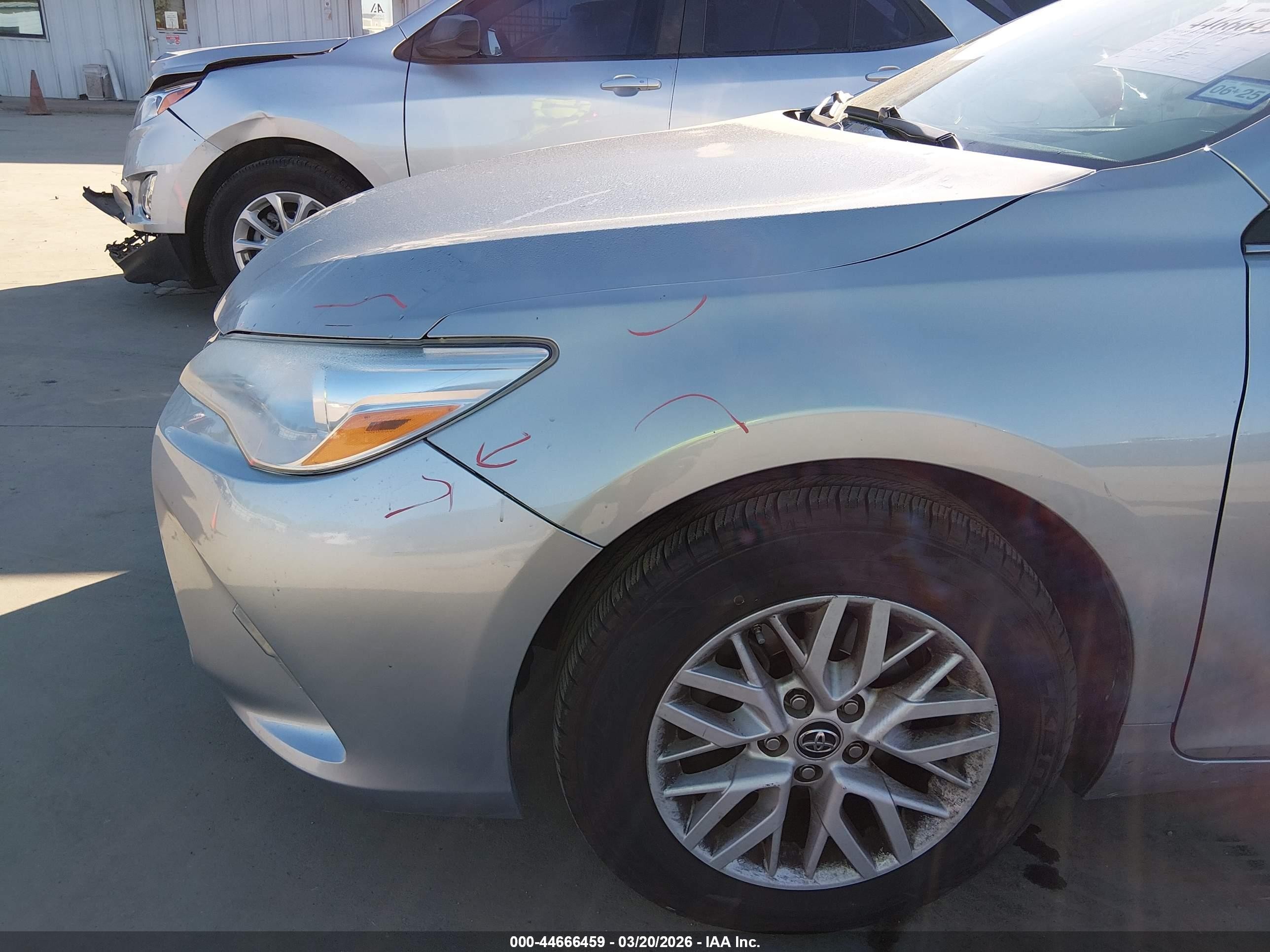 2016 Toyota Camry Le Silver vin: 4T4BF1FK7GR547213