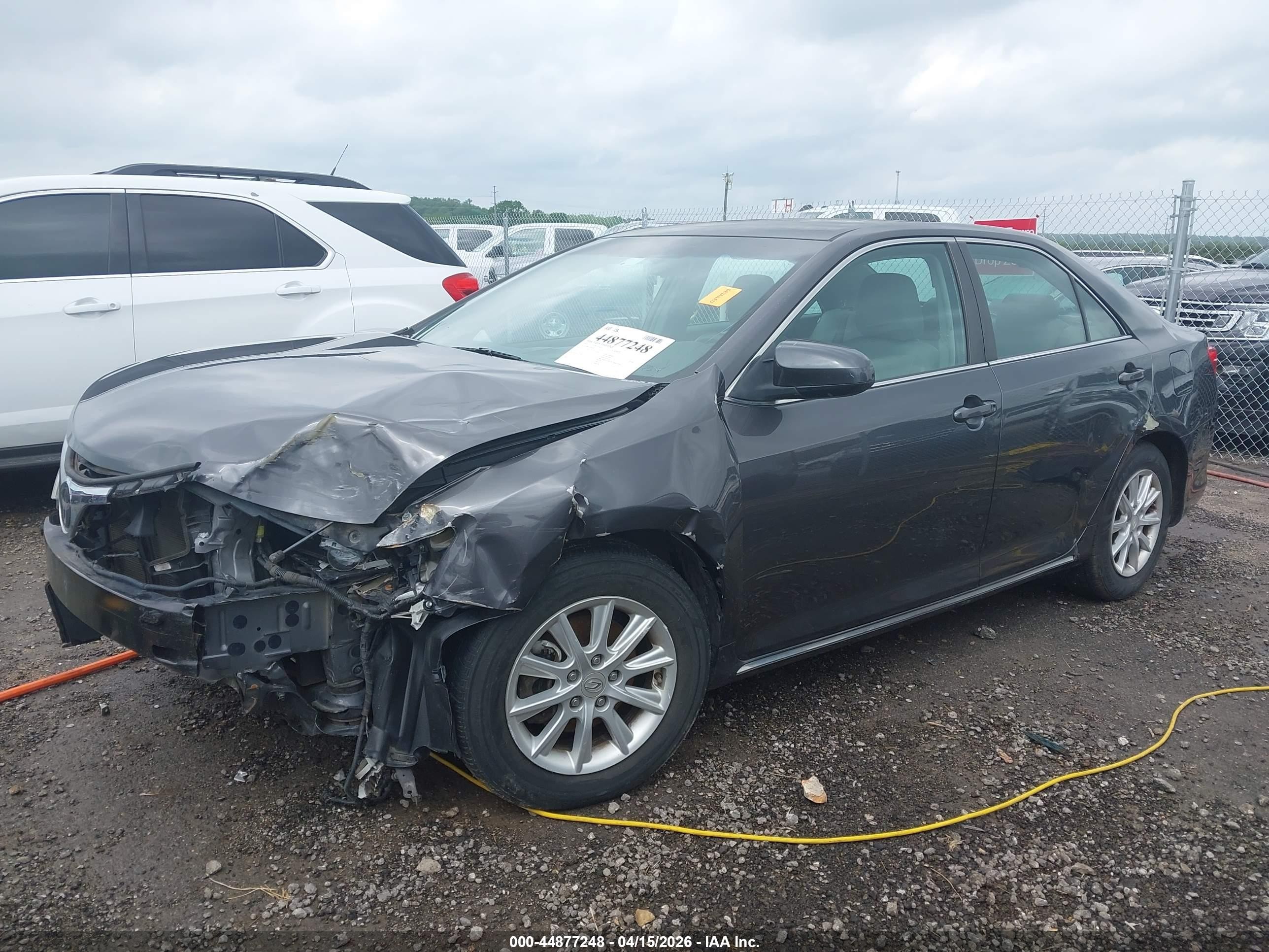 2012 Toyota Camry Le Серый vin: 4T4BF1FK8CR157375