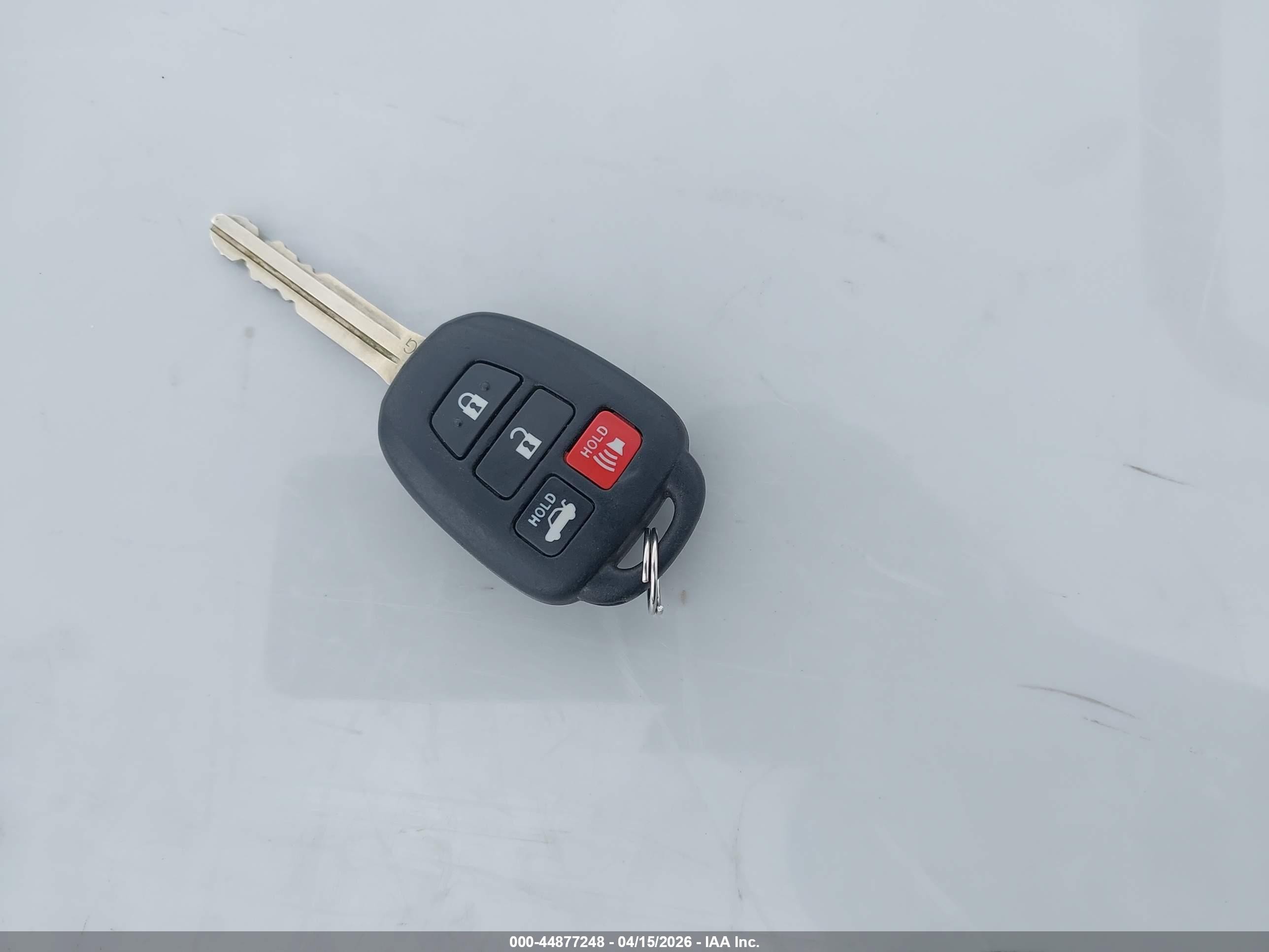 2012 Toyota Camry Le Серый vin: 4T4BF1FK8CR157375