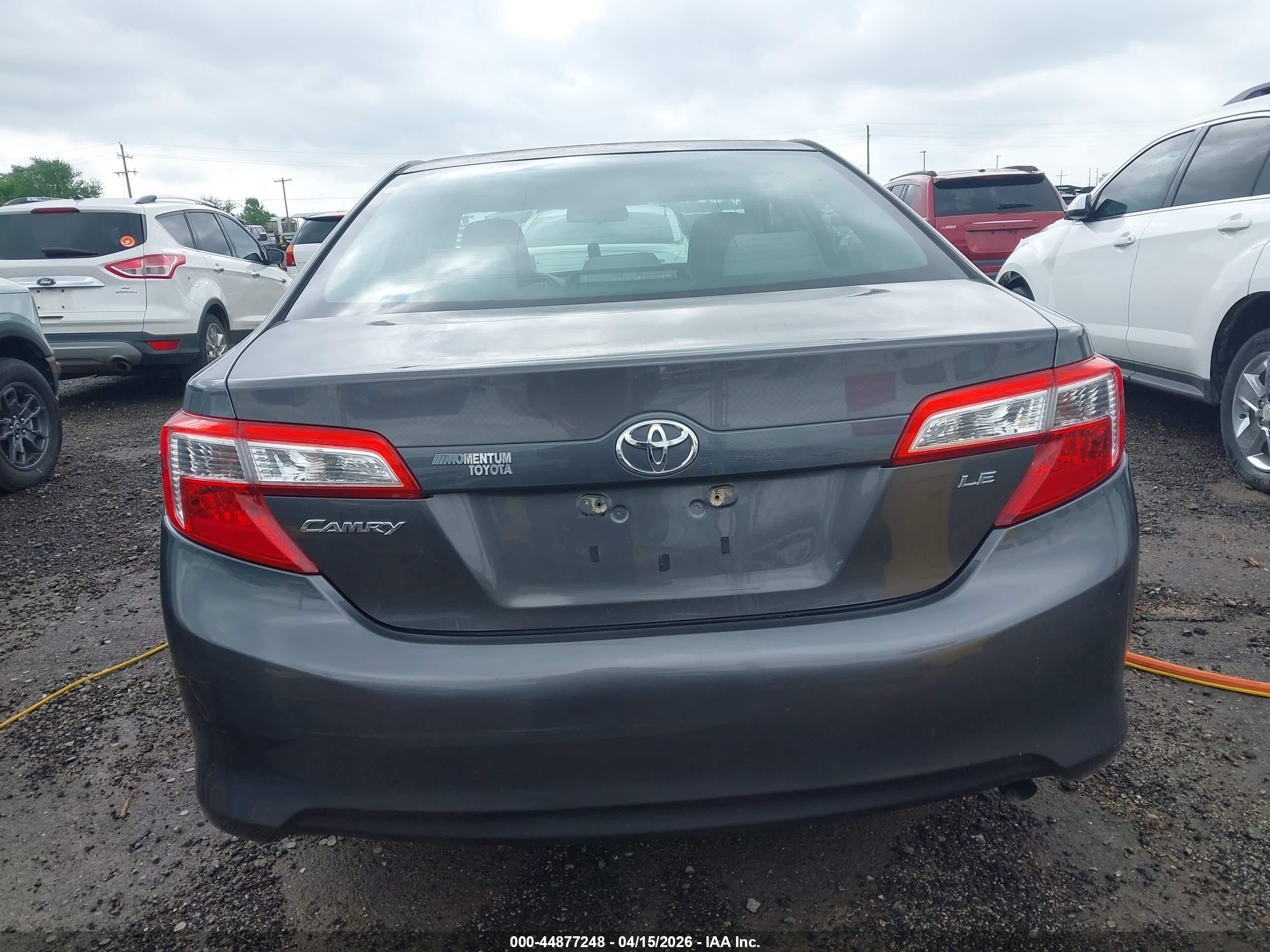 2012 Toyota Camry Le Серый vin: 4T4BF1FK8CR157375