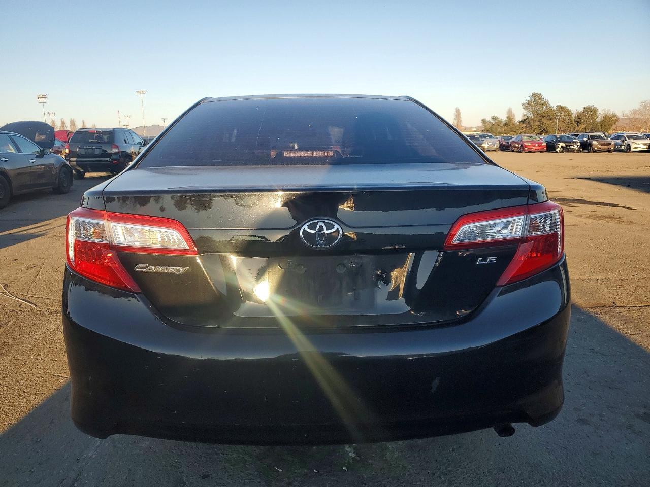 2012 Toyota Camry Черный vin: 4T4BF1FK8CR174094