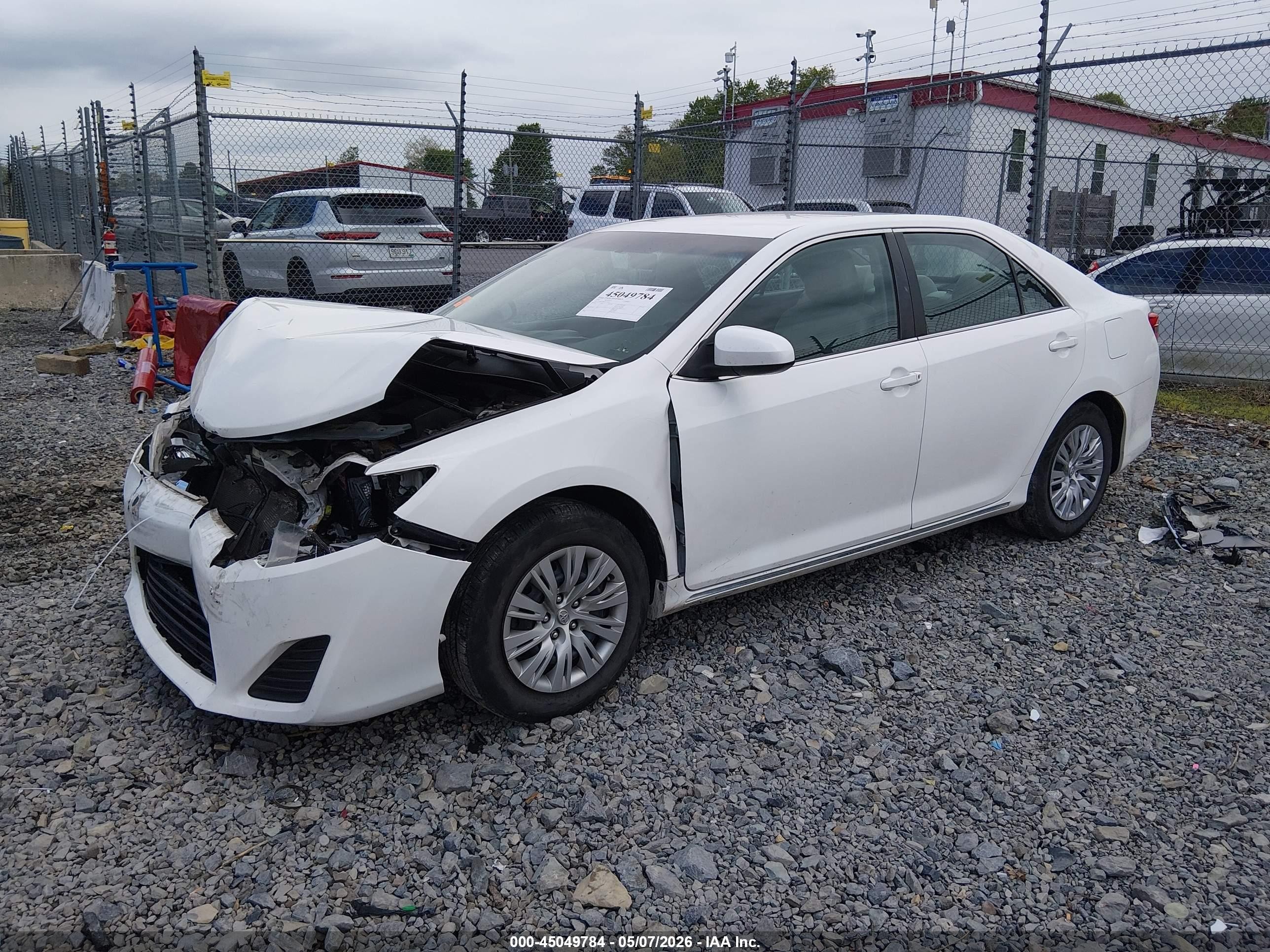 2012 Toyota Camry Le Белый vin: 4T4BF1FK8CR192403