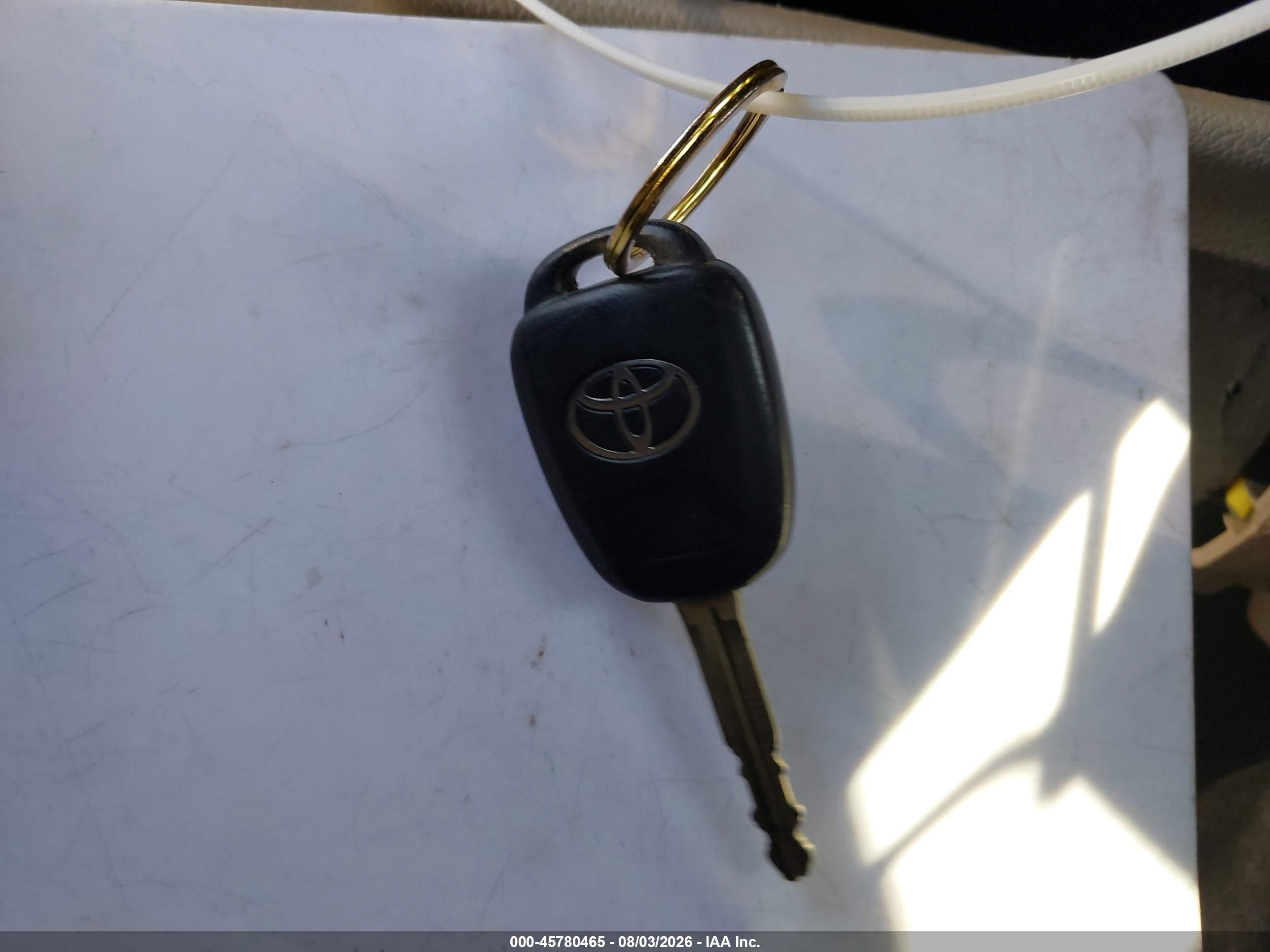 2012 Toyota Camry Le Blue vin: 4T4BF1FK8CR193860