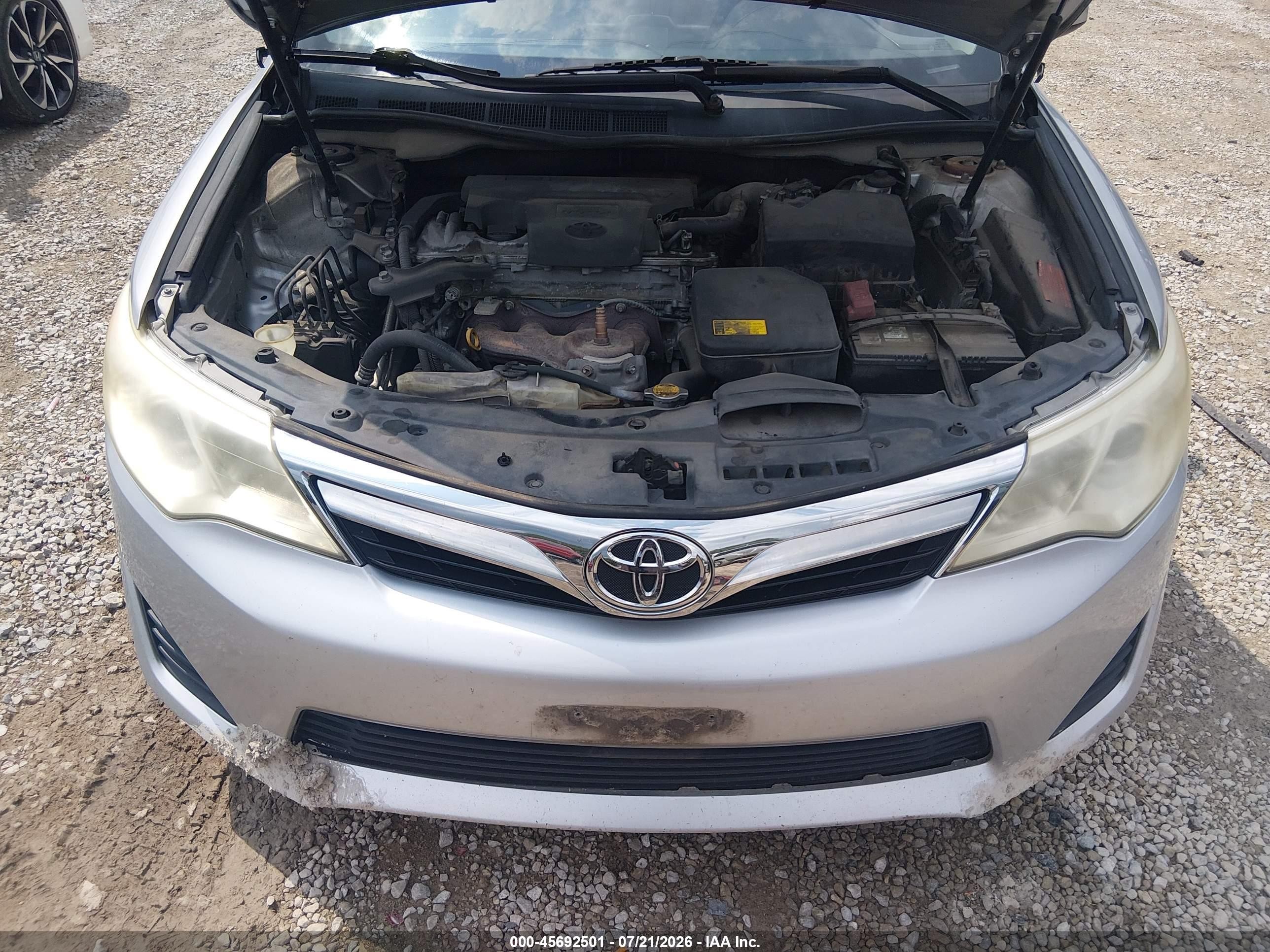 2012 Toyota Camry Le Silver vin: 4T4BF1FK8CR210561