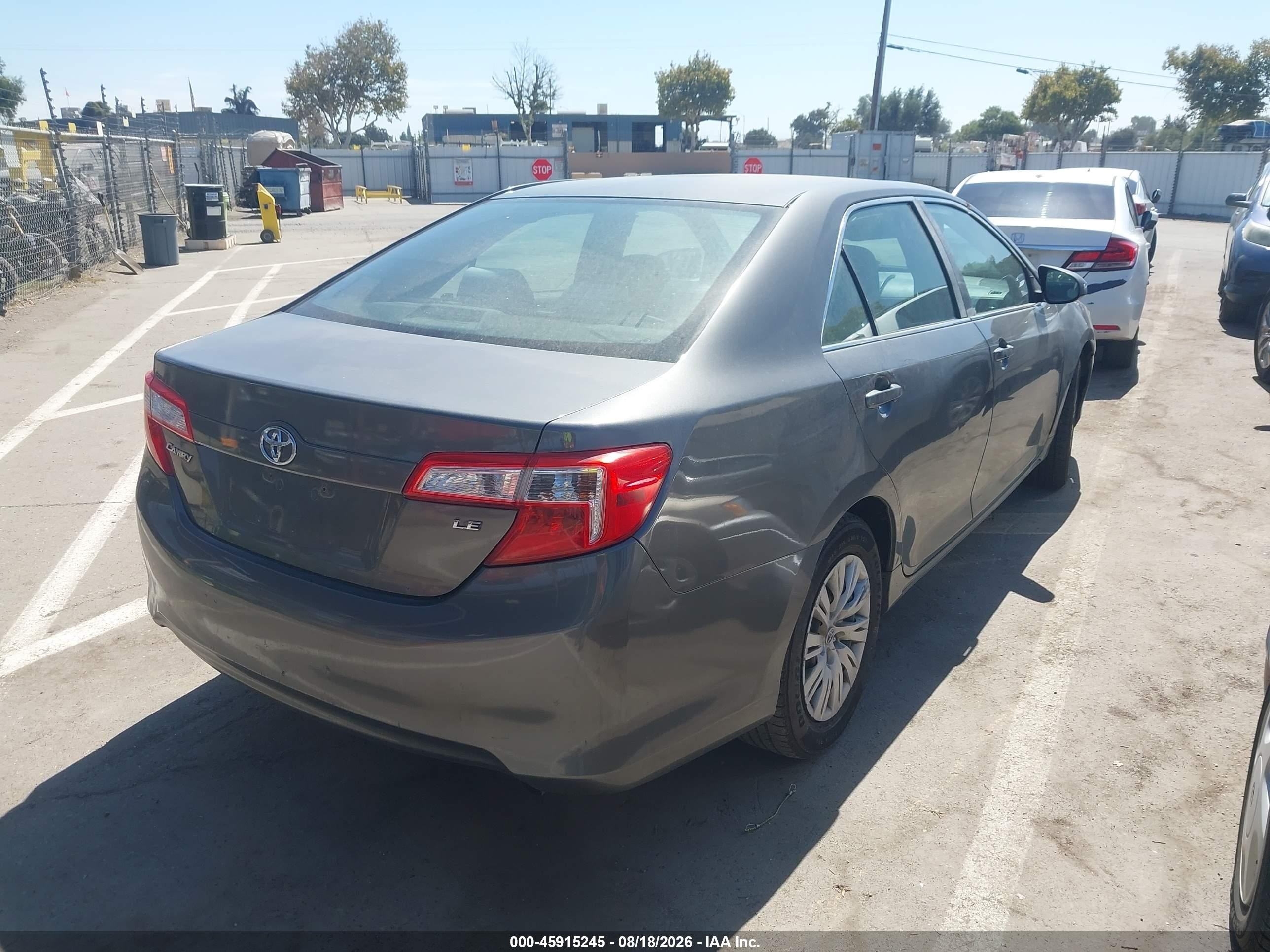 2012 Toyota Camry Le Gray vin: 4T4BF1FK8CR212939