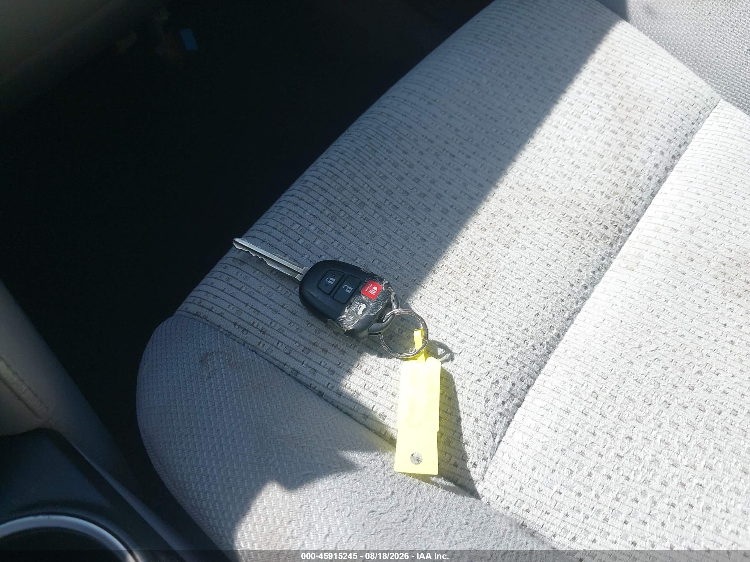 2012 Toyota Camry Le Gray vin: 4T4BF1FK8CR212939