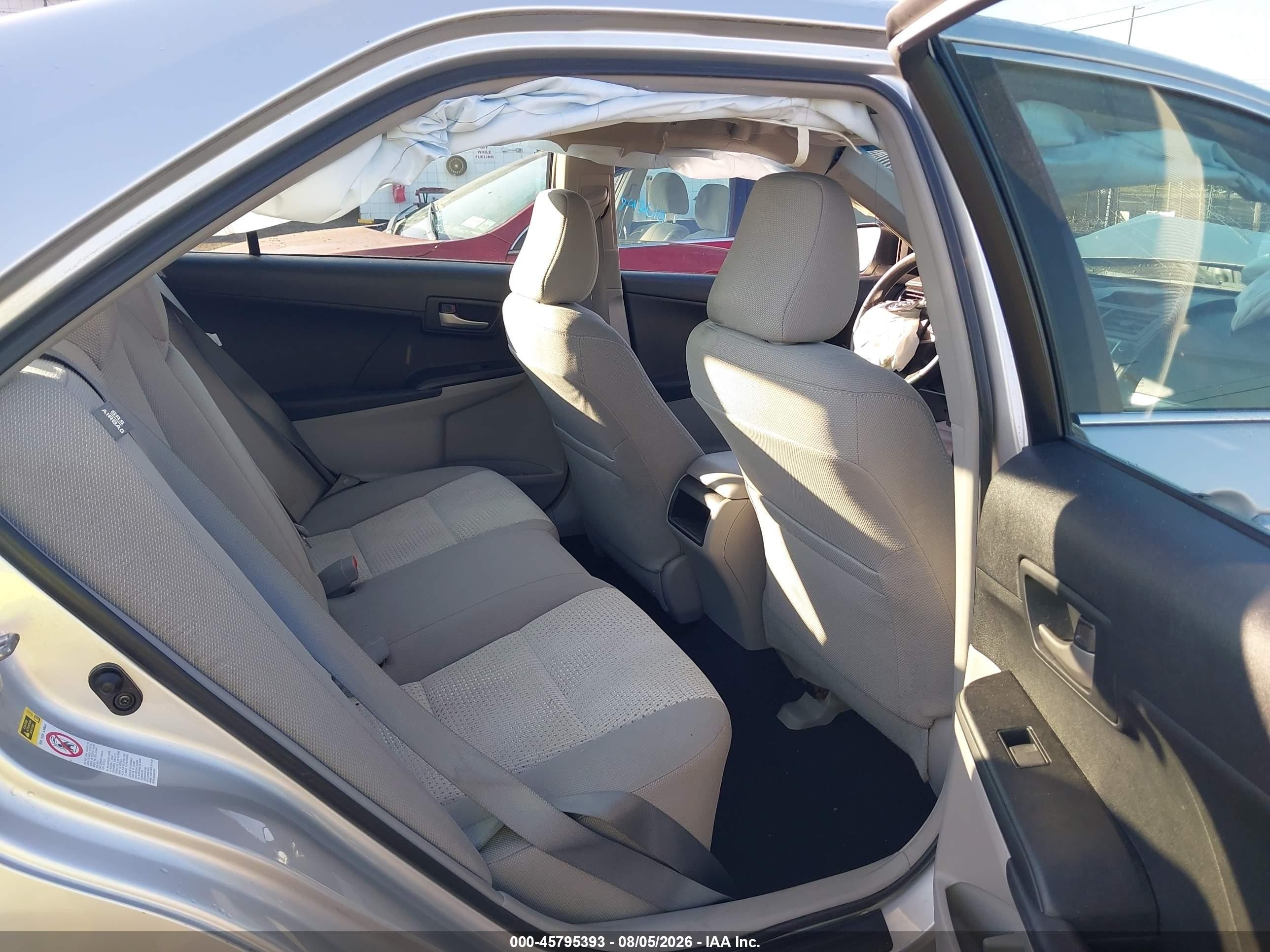 2012 Toyota Camry Le Silver vin: 4T4BF1FK8CR251367