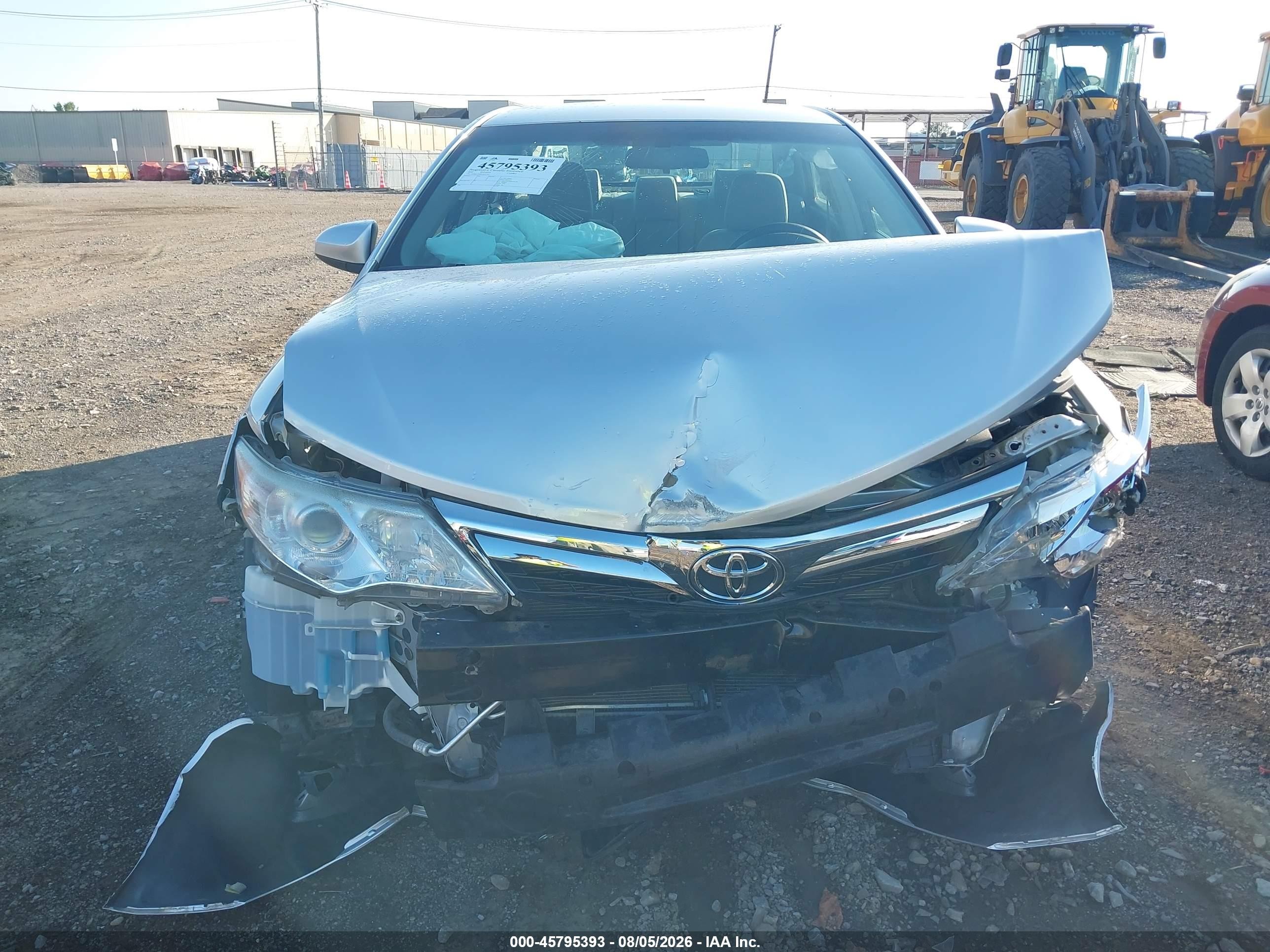 2012 Toyota Camry Le Silver vin: 4T4BF1FK8CR251367