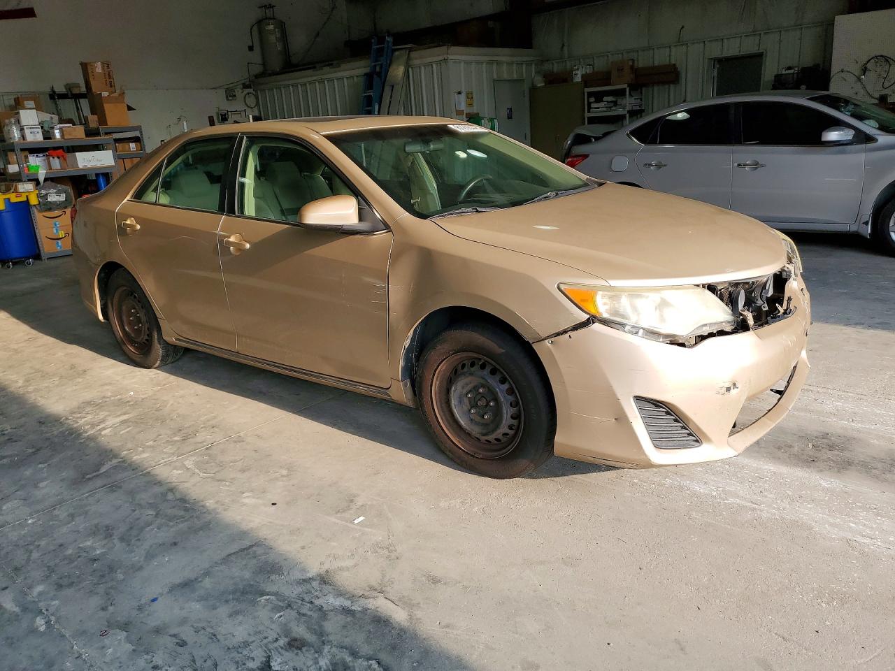 2012 Toyota Camry Le Gold vin: 4T4BF1FK8CR259582