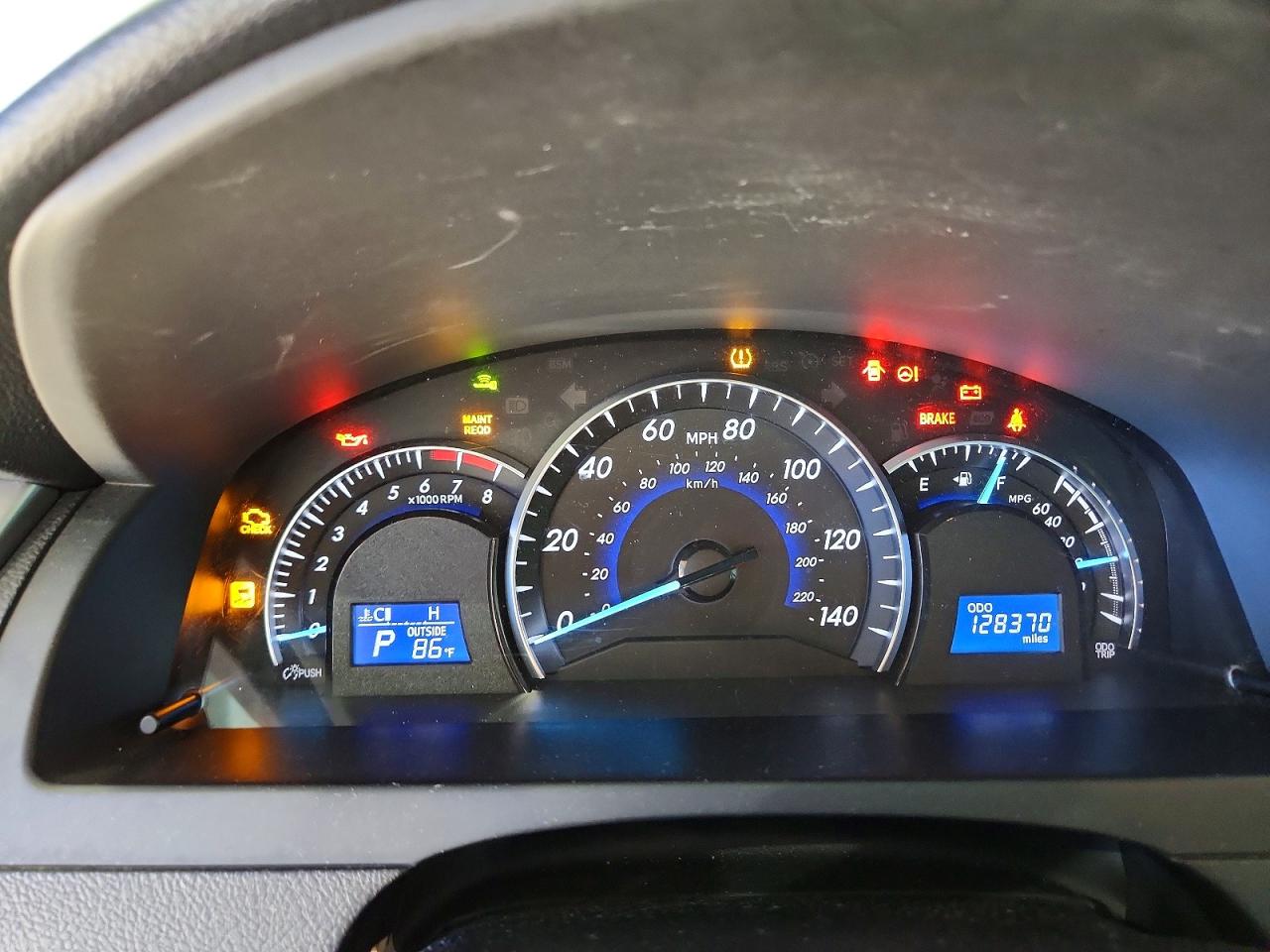 2012 Toyota Camry Xle White vin: 4T4BF1FK8CR261350