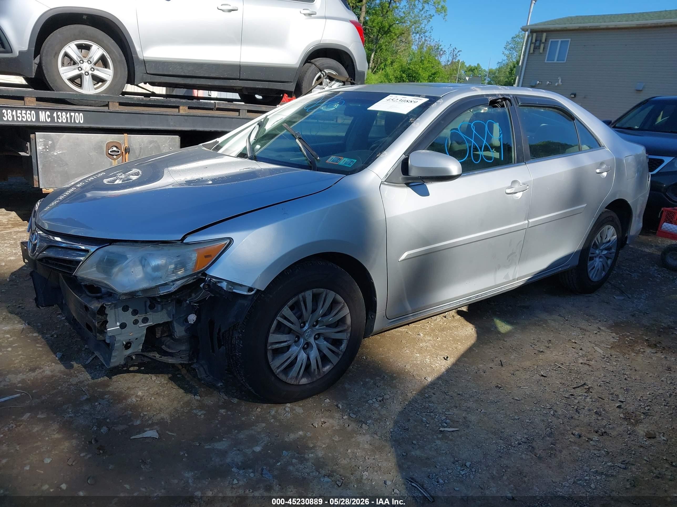 2013 Toyota Camry Le Silver vin: 4T4BF1FK8DR278151