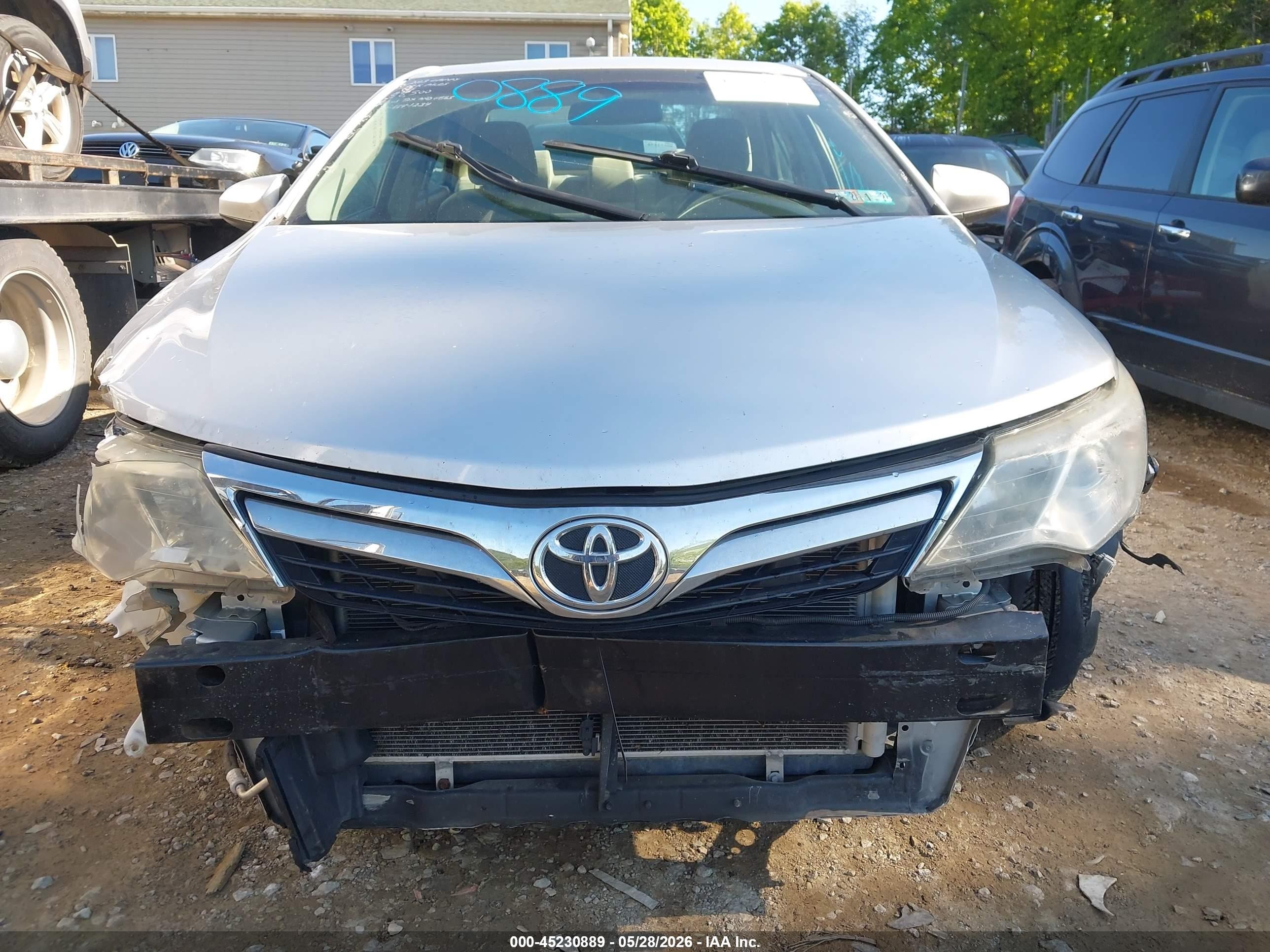 2013 Toyota Camry Le Silver vin: 4T4BF1FK8DR278151