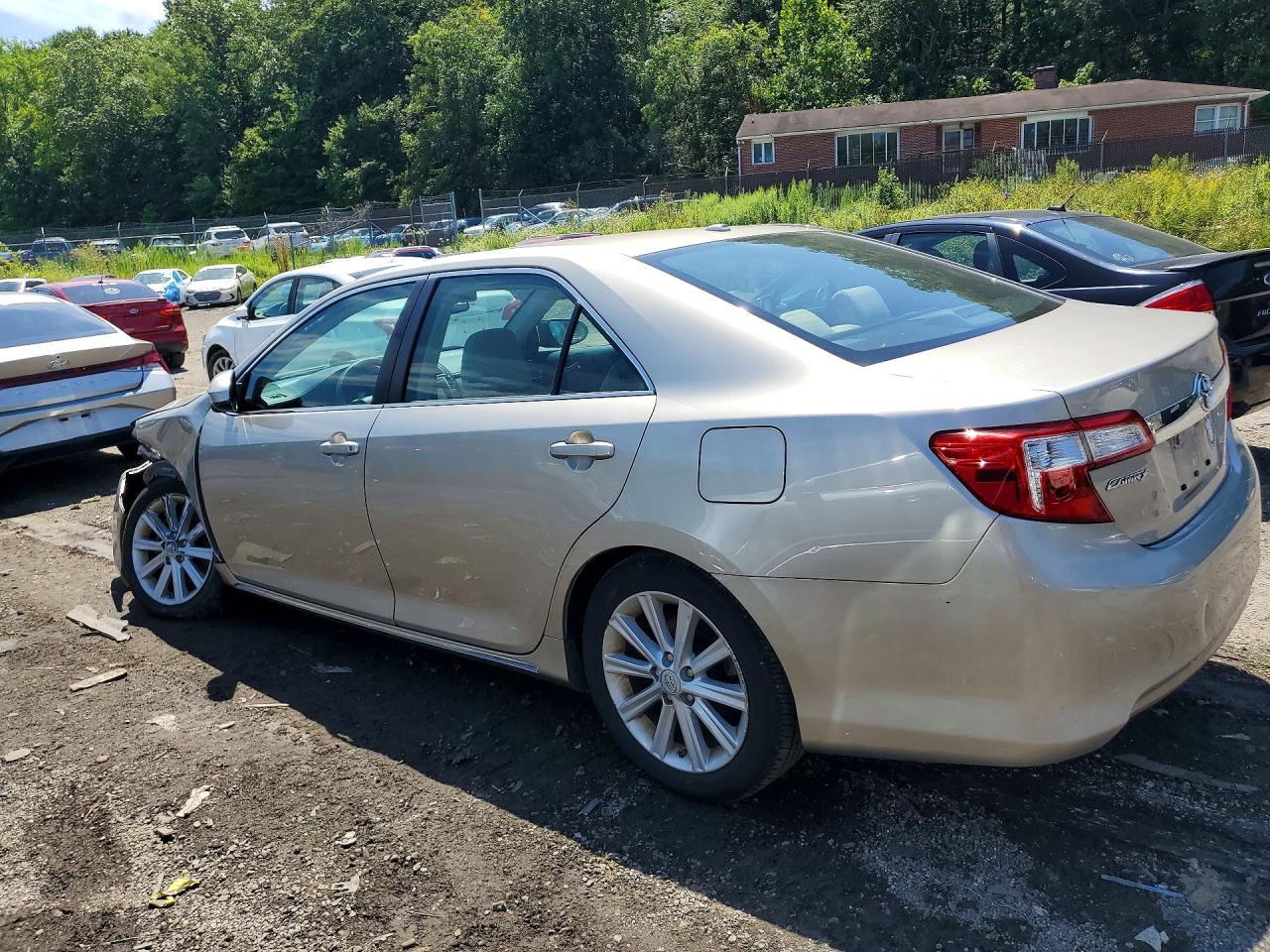 2013 Toyota Camry Xle Золотой vin: 4T4BF1FK8DR278392